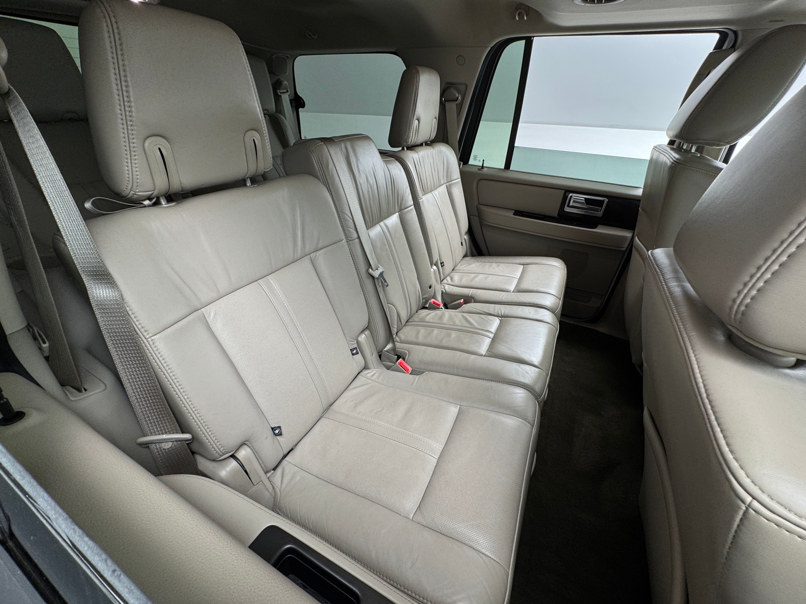 Thumbnail: 2015 Lincoln Navigator - 5