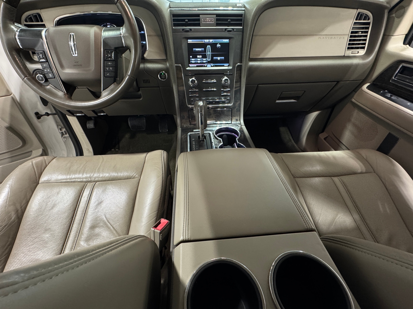 Thumbnail: 2015 Lincoln Navigator - 2