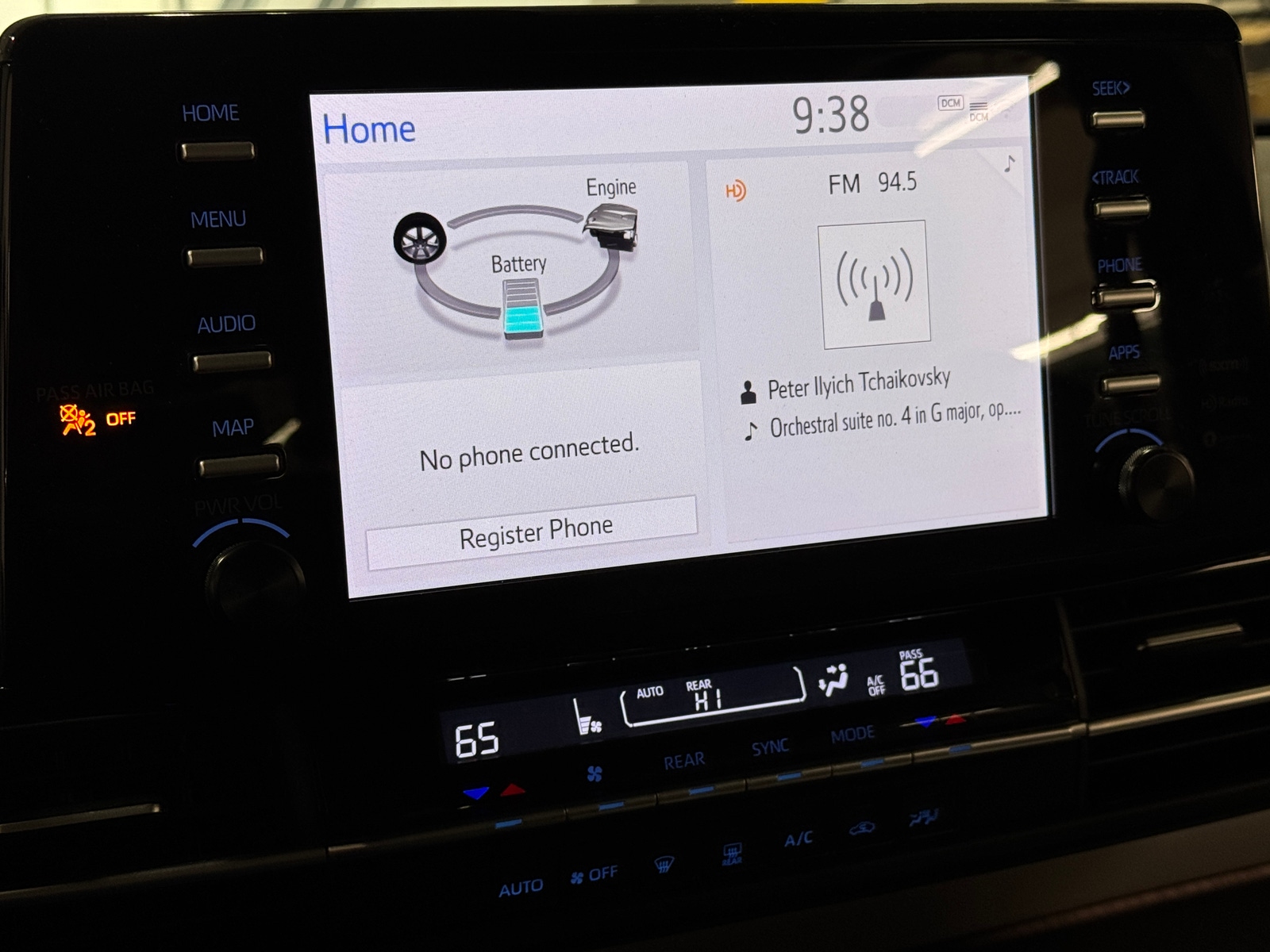 Thumbnail: 2021 Toyota Sienna - 4