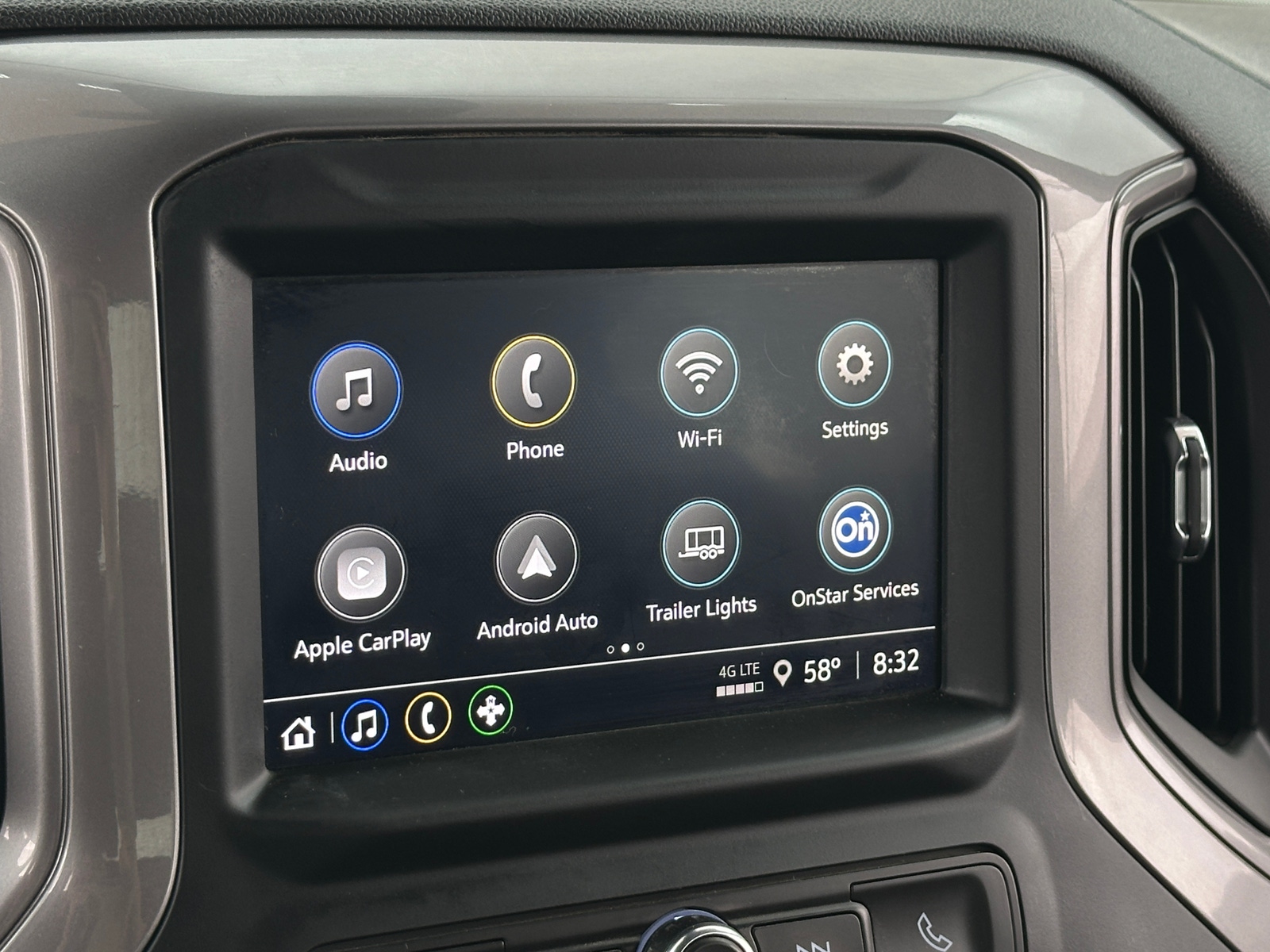 Thumbnail: 2022 Chevrolet Silverado 1500 - 4