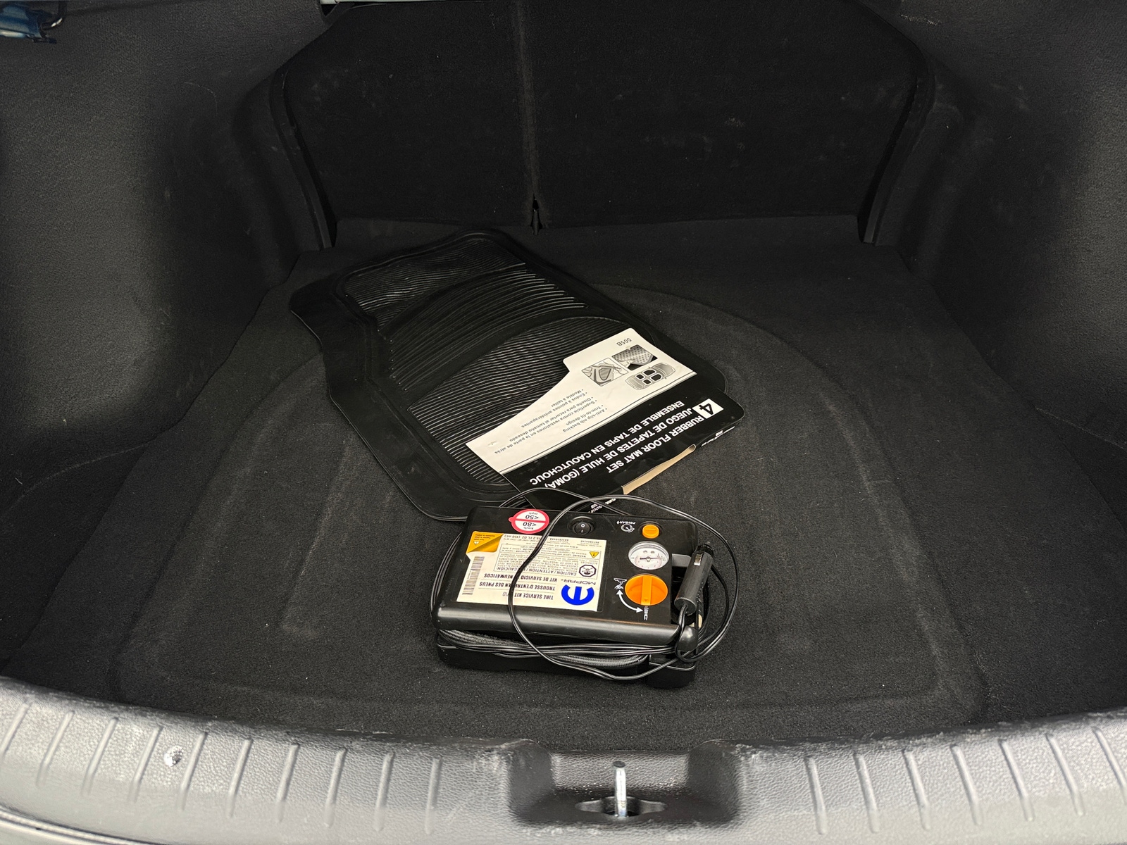 Thumbnail: 2024 Kia Forte - 7