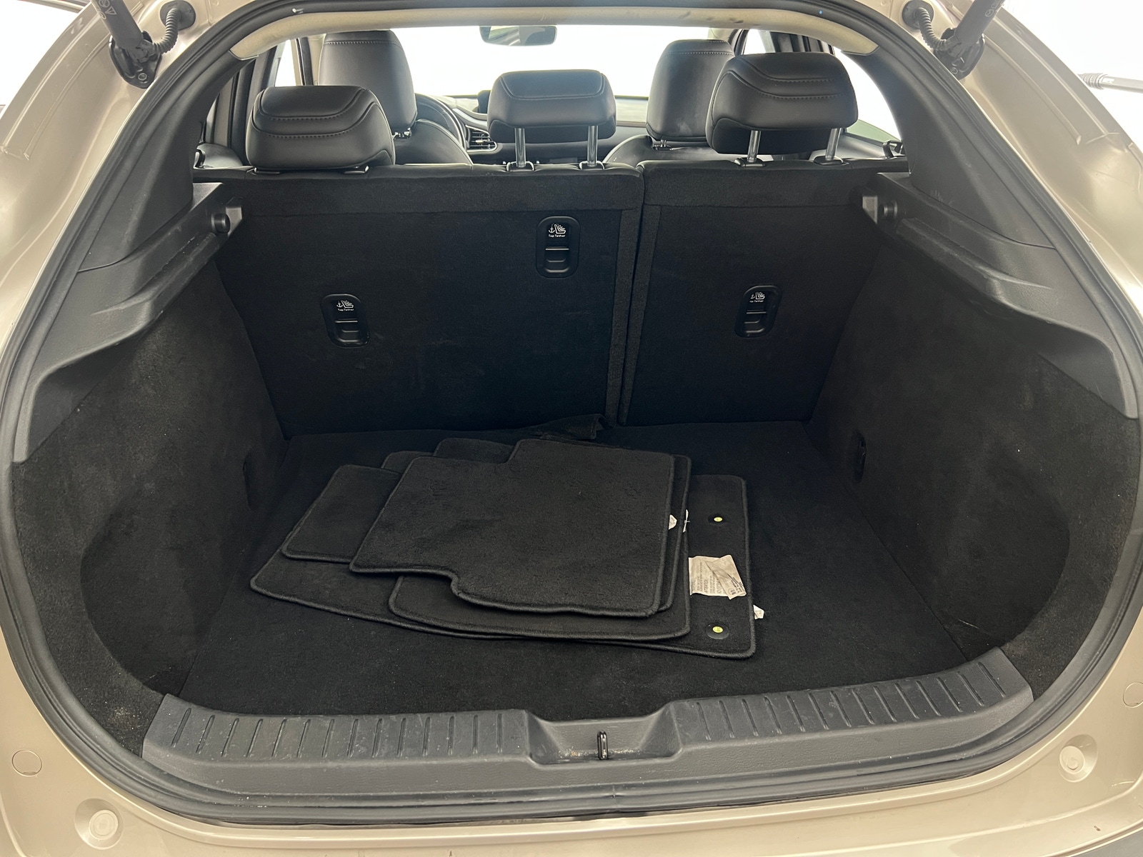 Thumbnail: 2024 Mazda CX-30 - 6