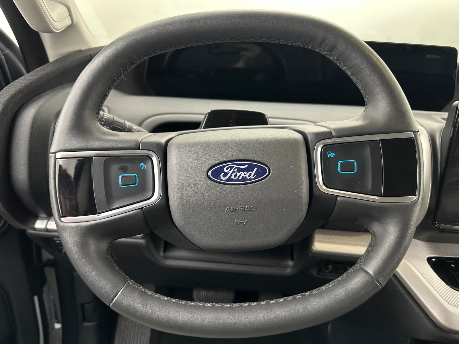 Thumbnail: 2025 Ford Expedition MAX - 5