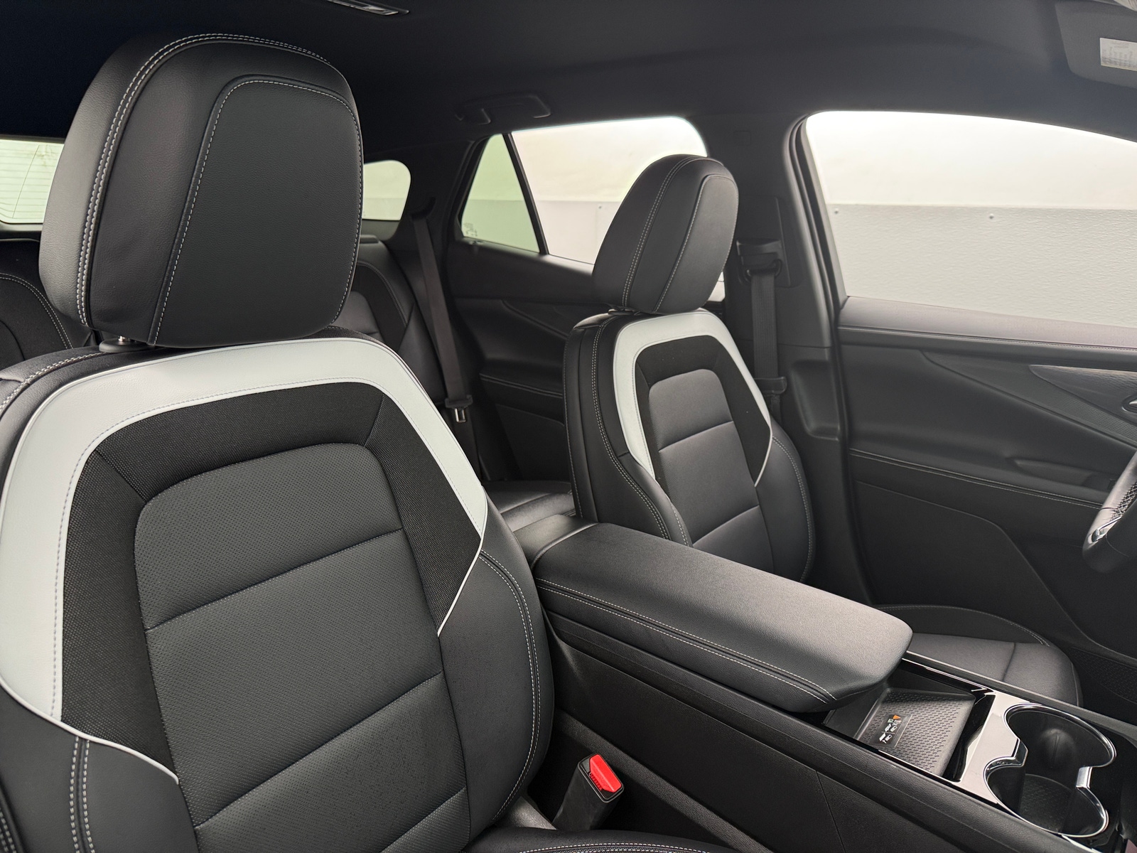 Thumbnail: 2025 Chevrolet Blazer EV - 2