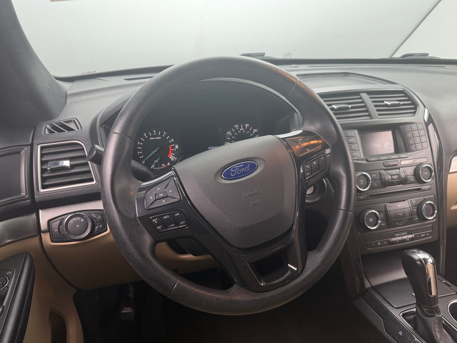 Thumbnail: 2017 Ford Explorer - 5