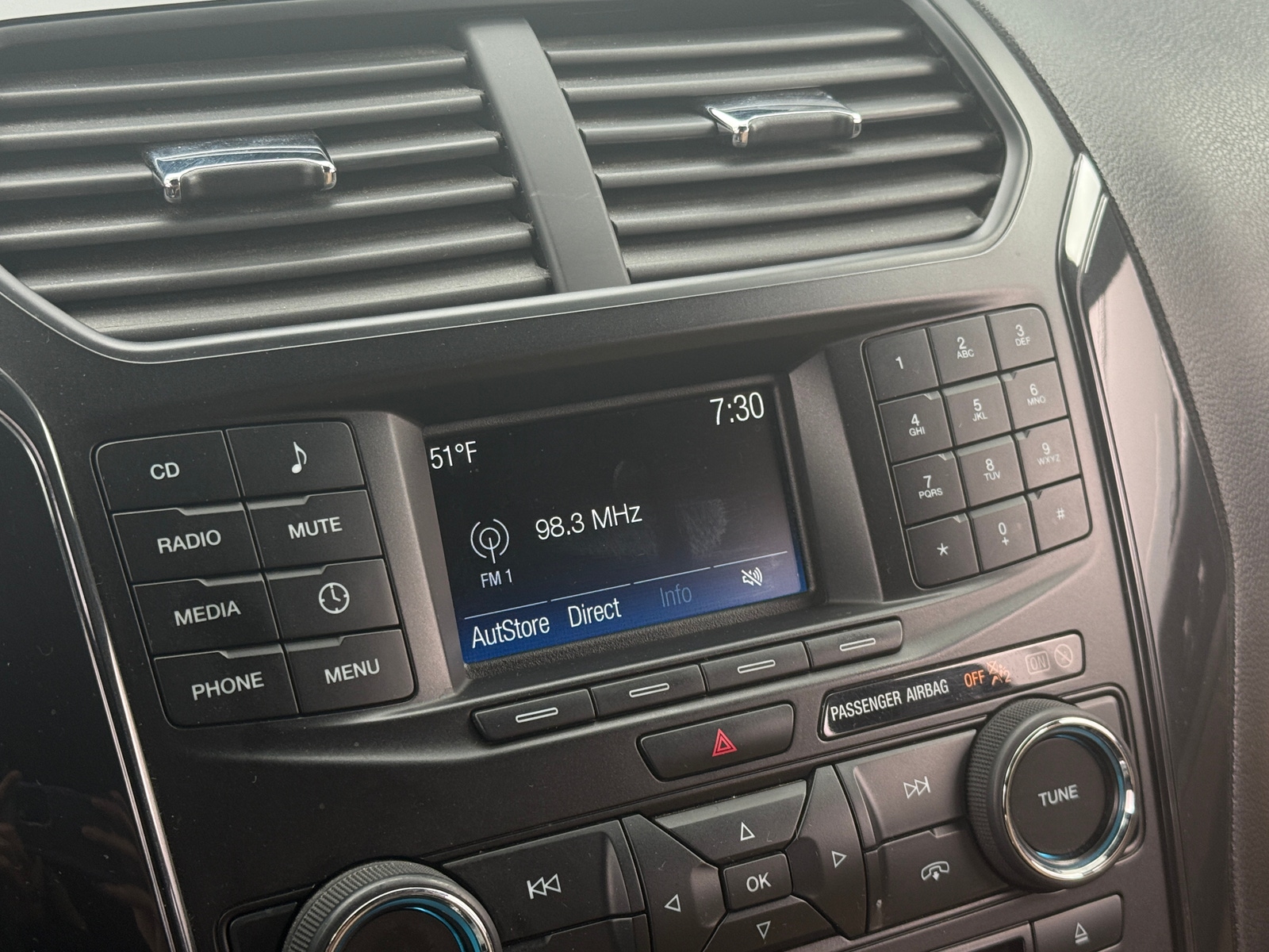 Thumbnail: 2017 Ford Explorer - 4