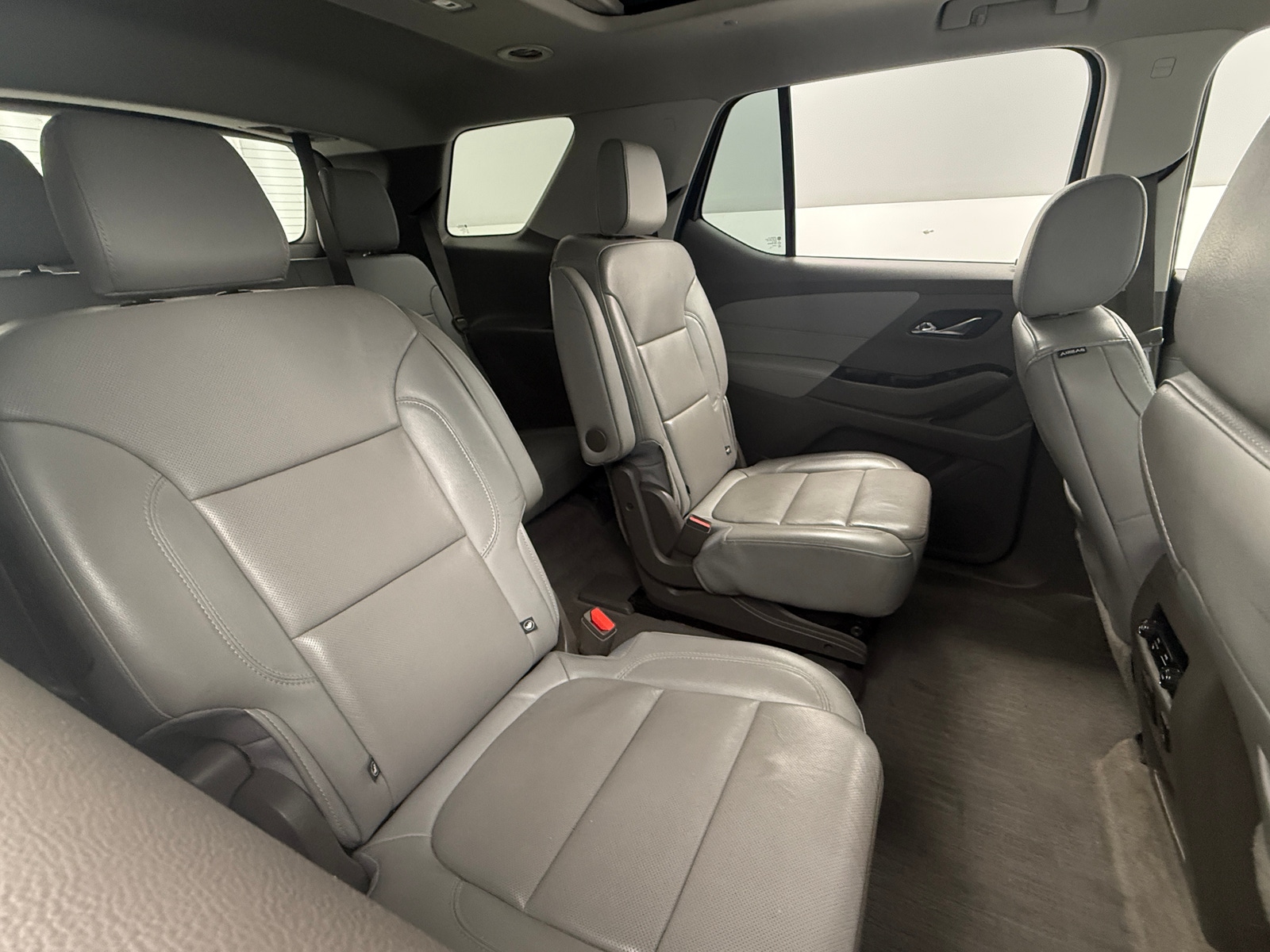 Thumbnail: 2018 Chevrolet Traverse - 5