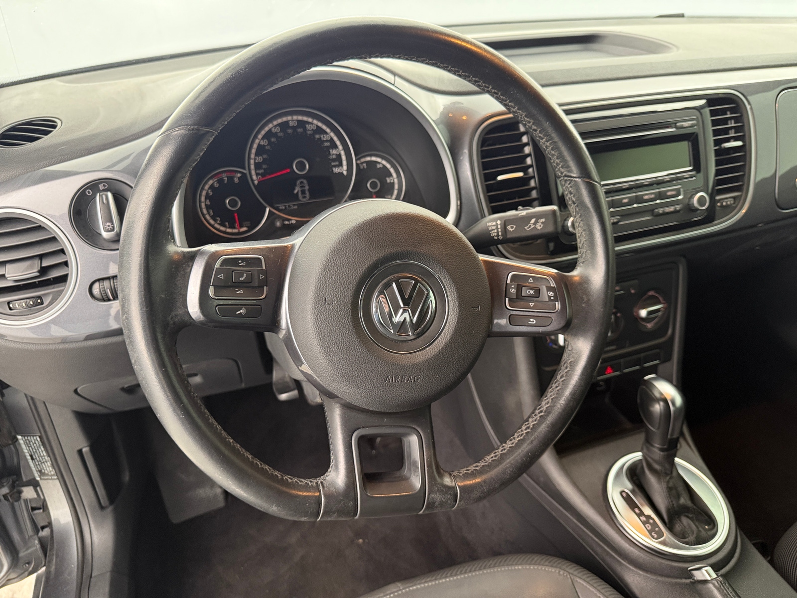Thumbnail: 2014 Volkswagen Beetle - 3