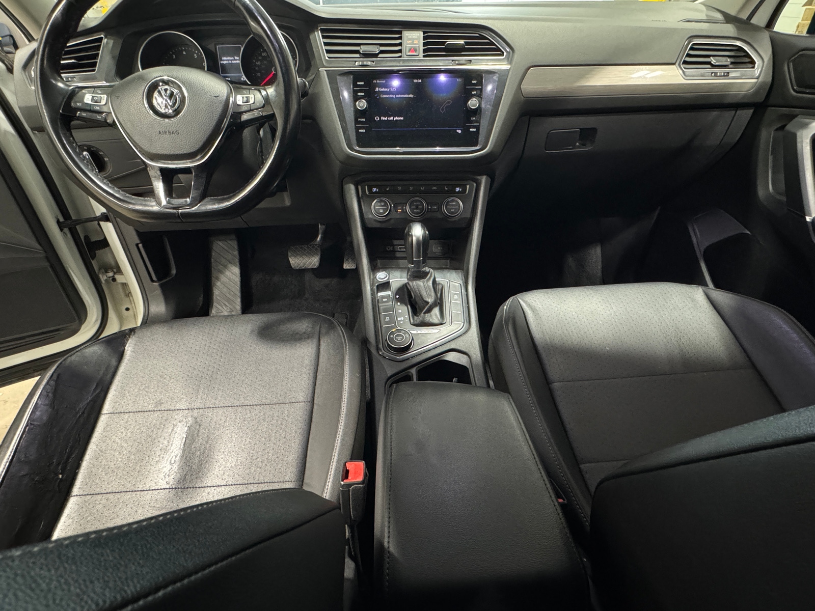 Thumbnail: 2018 Volkswagen Tiguan - 2