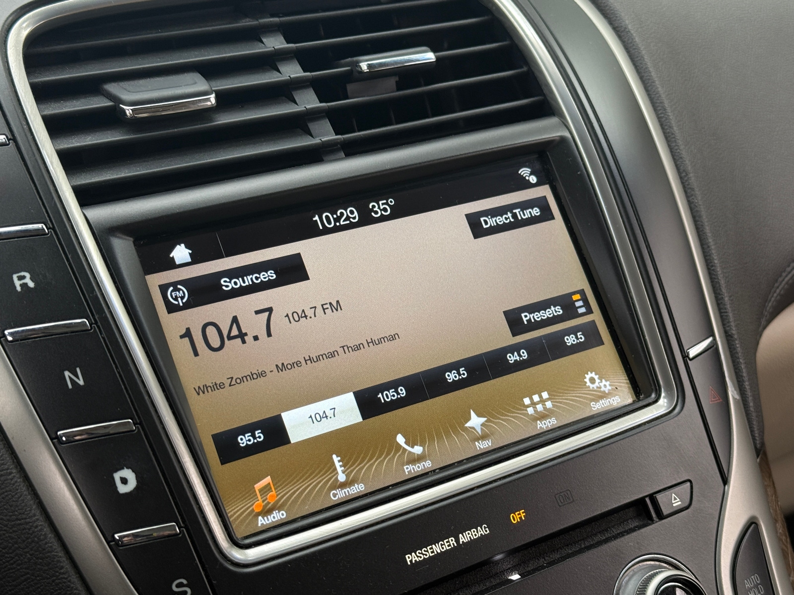 Thumbnail: 2016 Lincoln MKX - 3