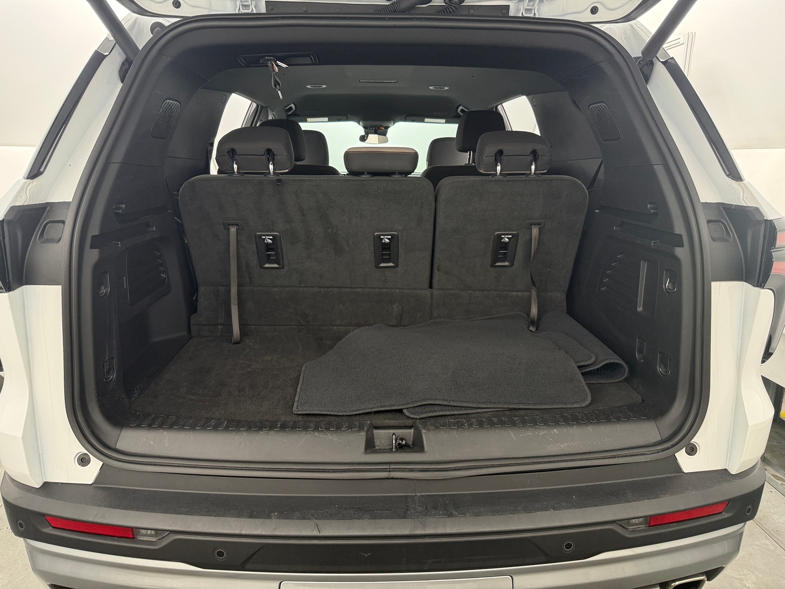 Thumbnail: 2025 Chevrolet Traverse - 7