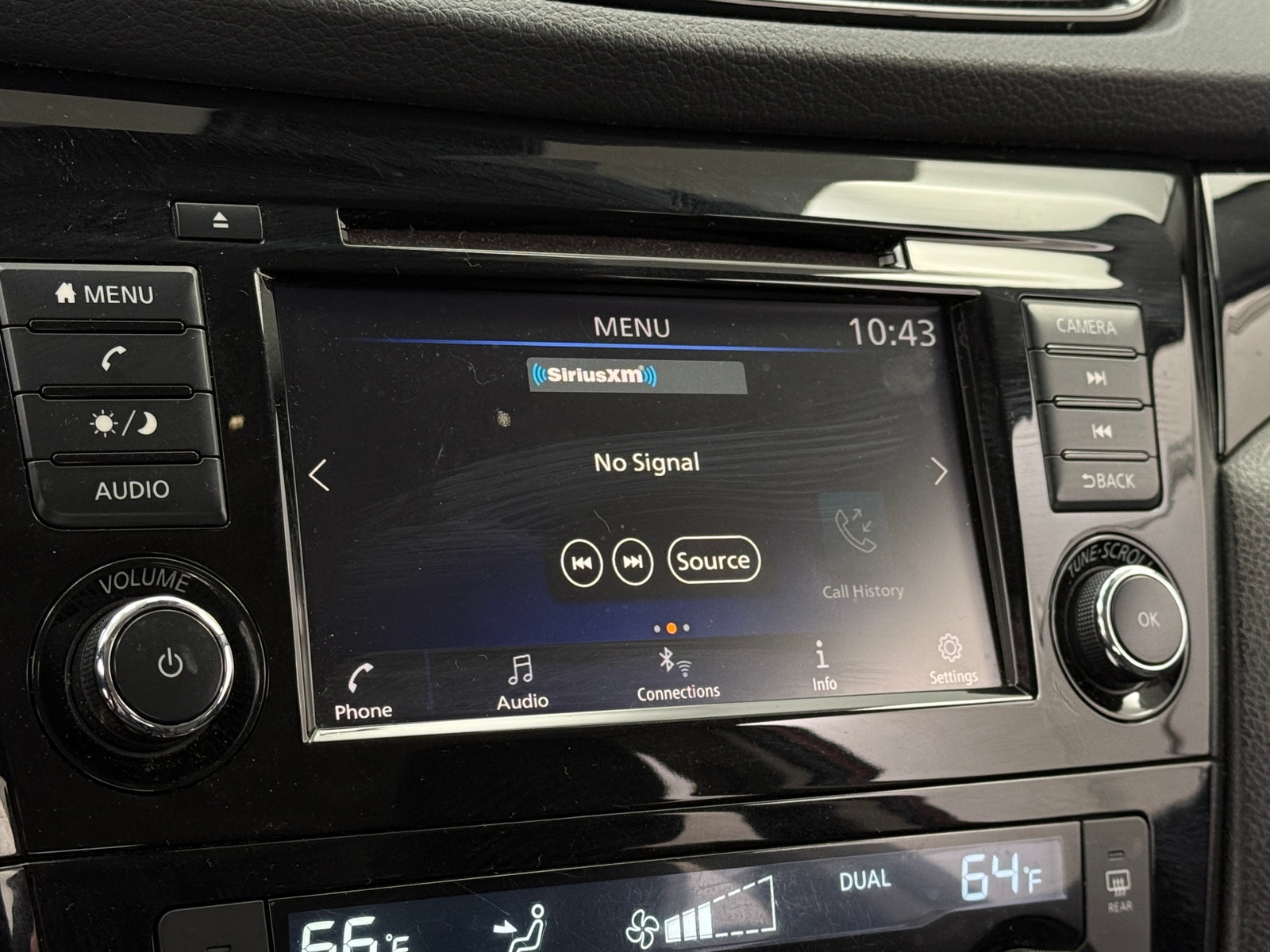 Thumbnail: 2022 Nissan Rogue Sport - 3