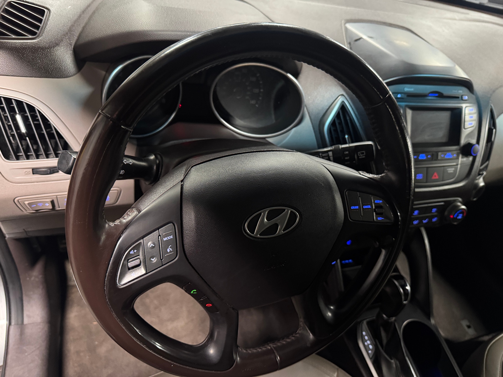 Thumbnail: 2015 Hyundai Tucson - 4