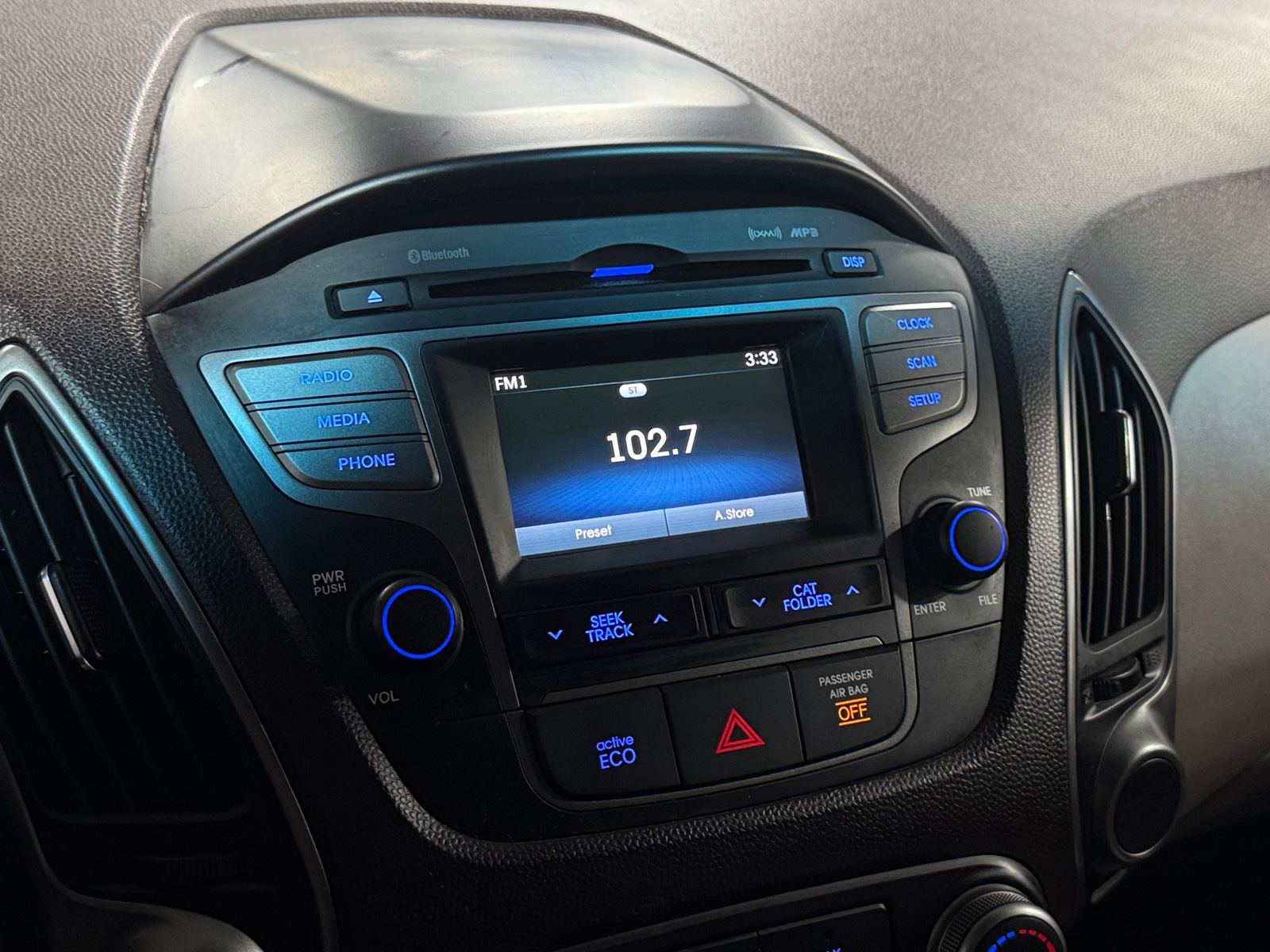 Thumbnail: 2015 Hyundai Tucson - 3