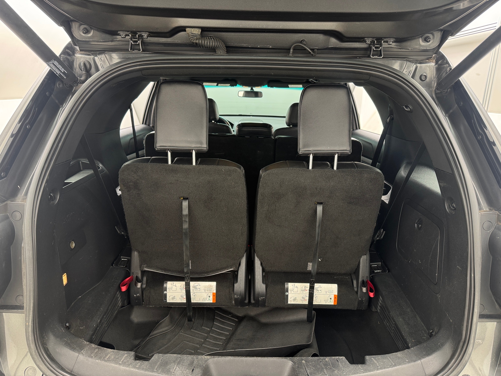 Thumbnail: 2016 Ford Explorer - 6