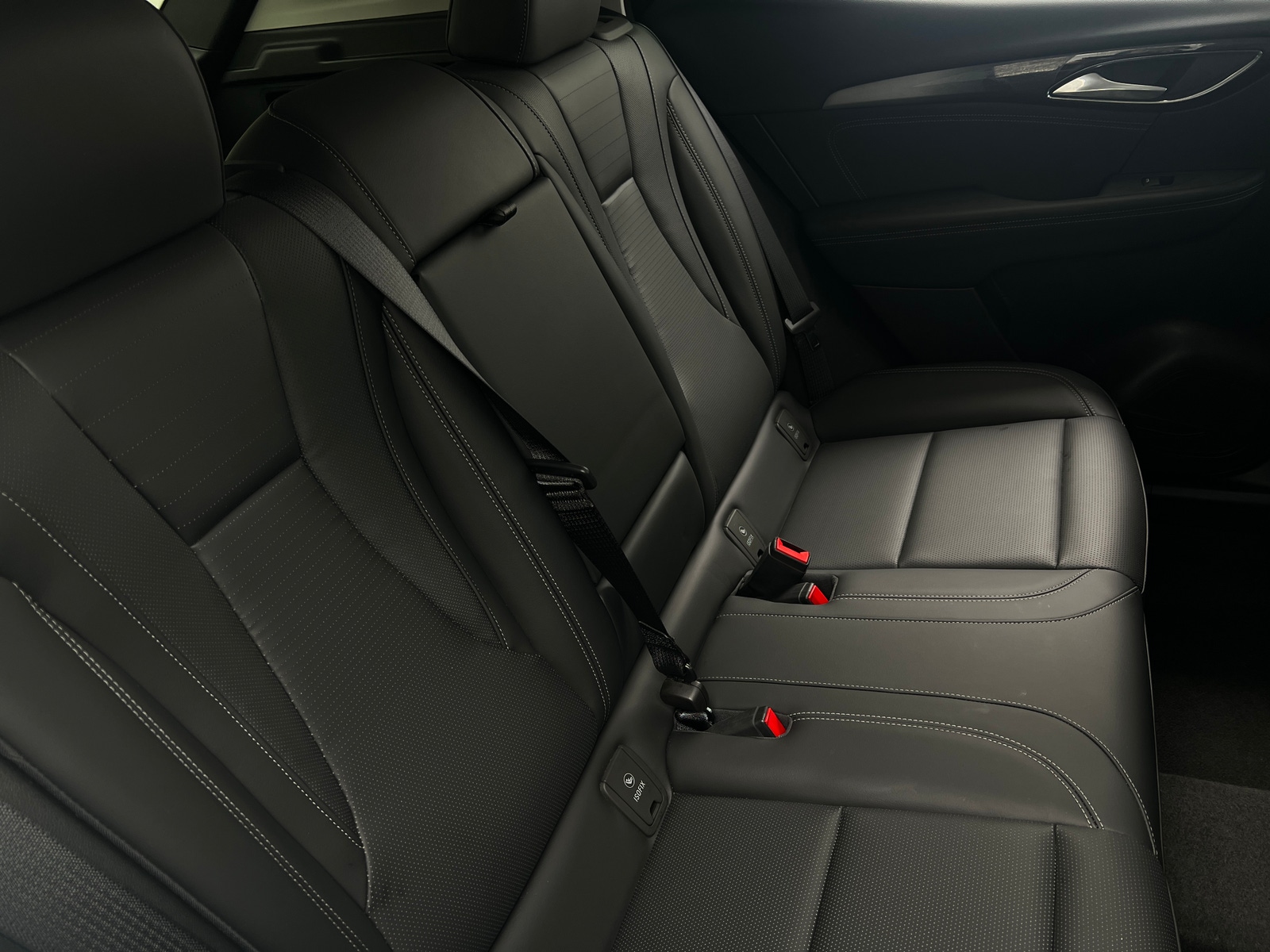 Thumbnail: 2025 Buick Envision - 5