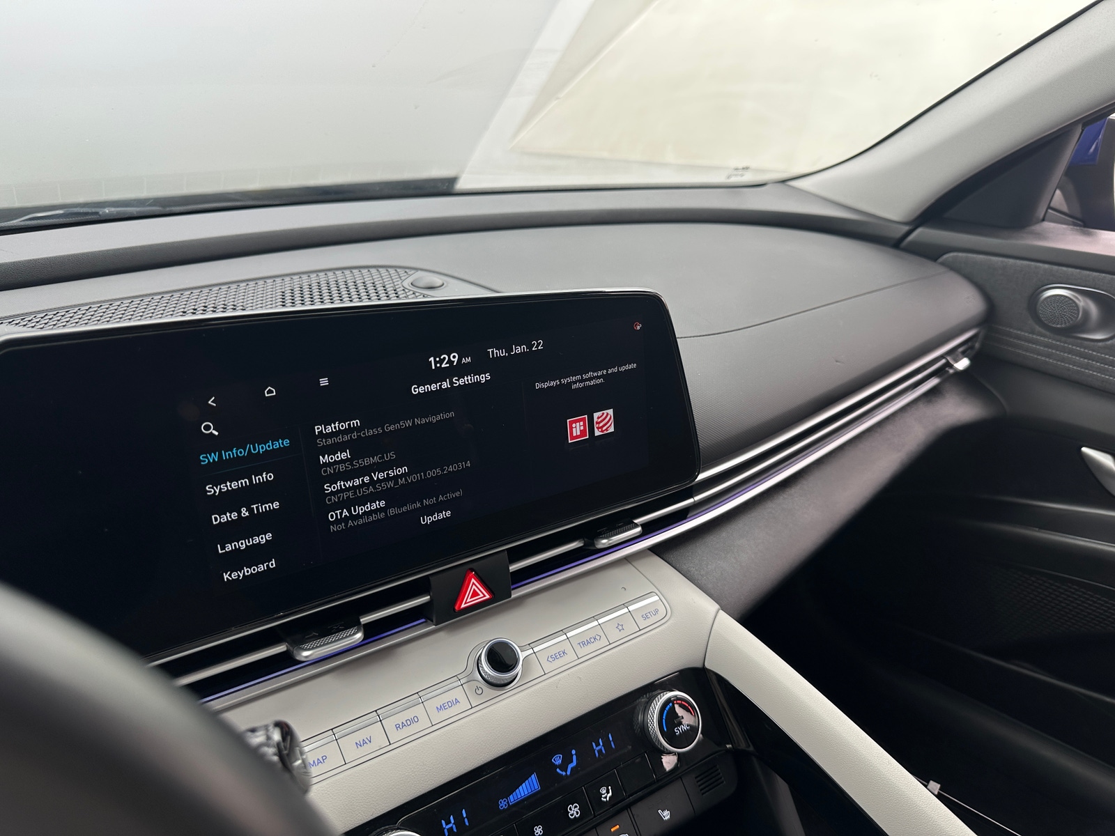 Thumbnail: 2025 Hyundai Elantra - 3