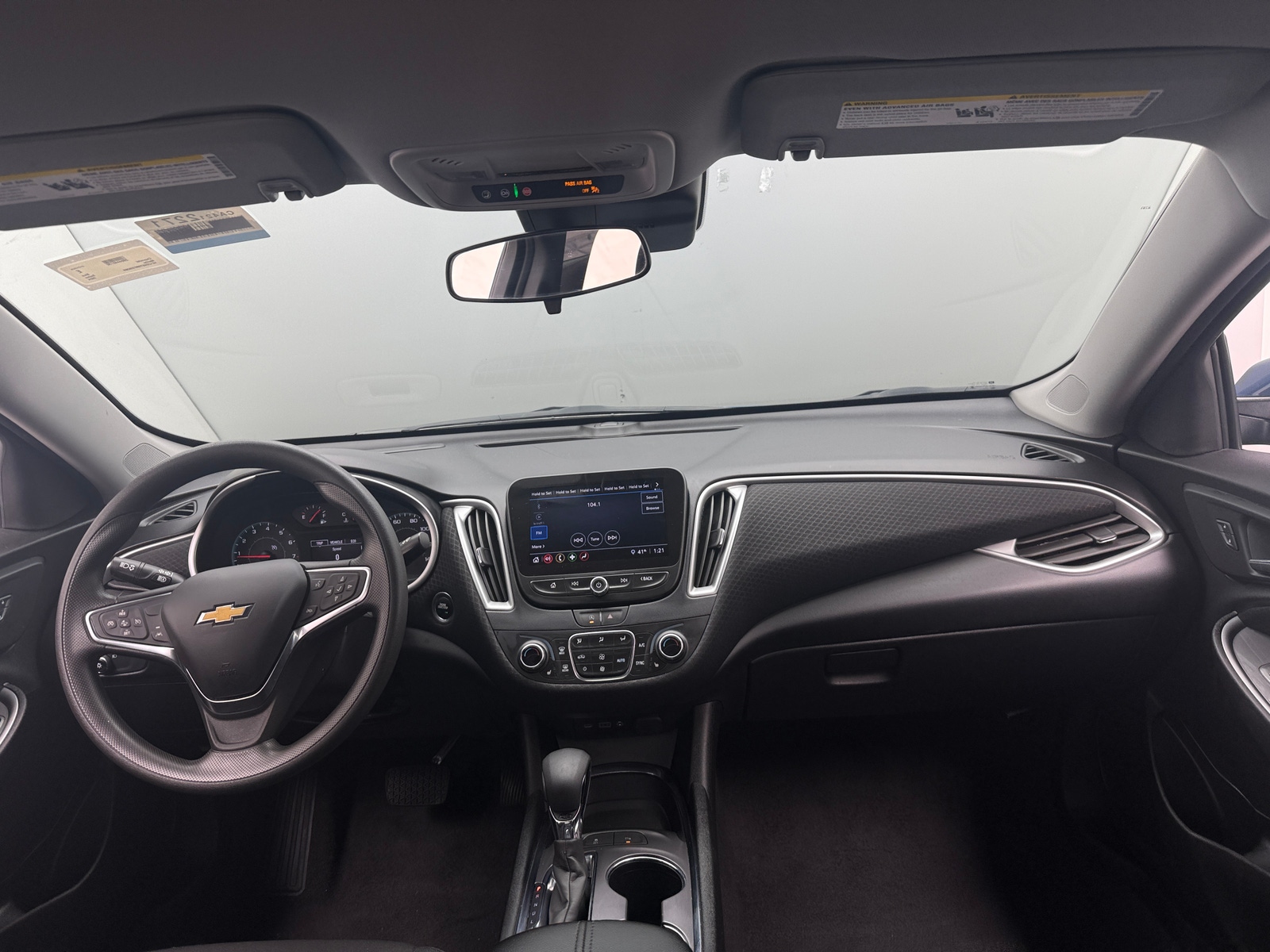 Thumbnail: 2024 Chevrolet Malibu - 3