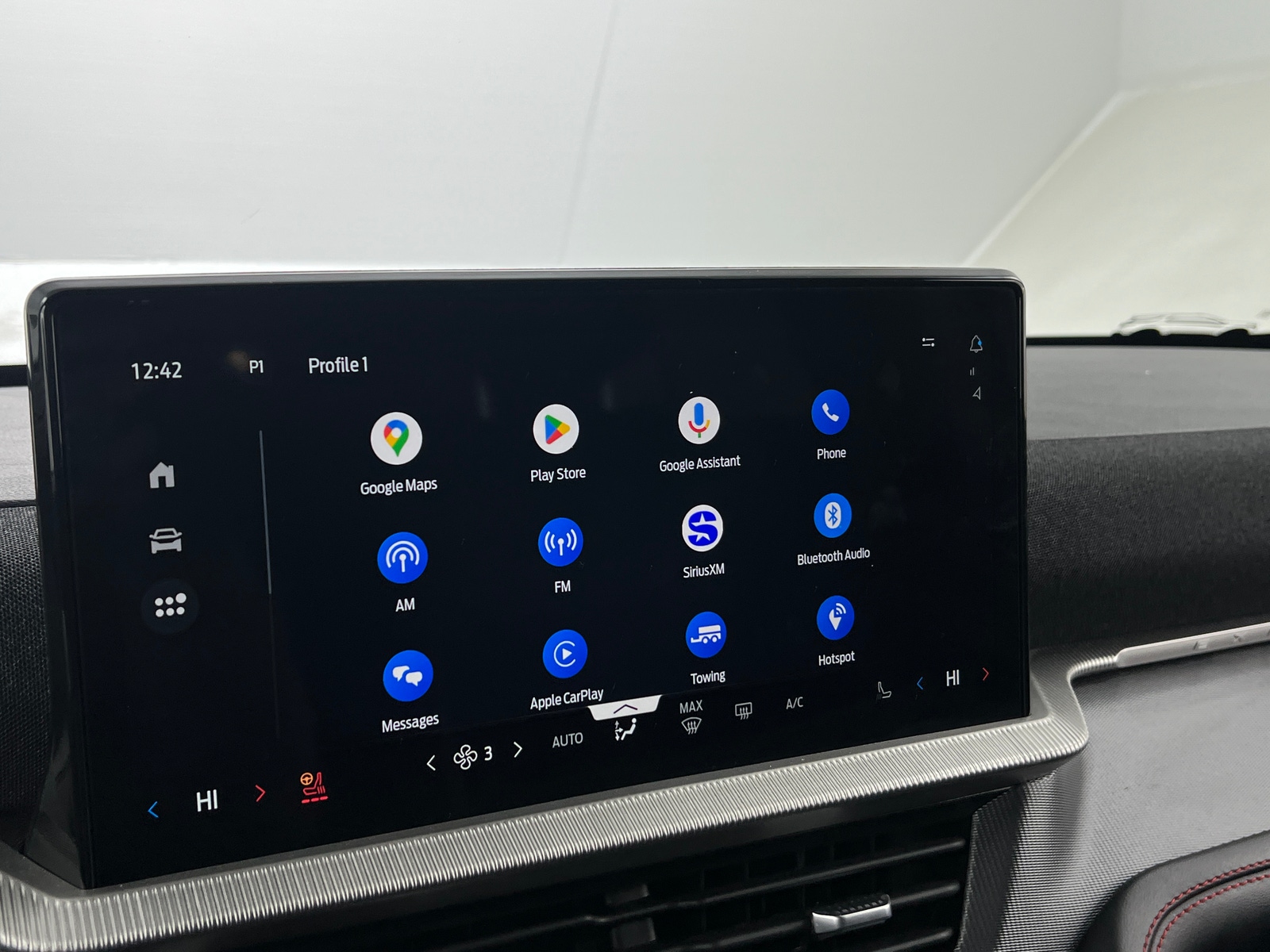 Thumbnail: 2025 Ford Explorer - 4