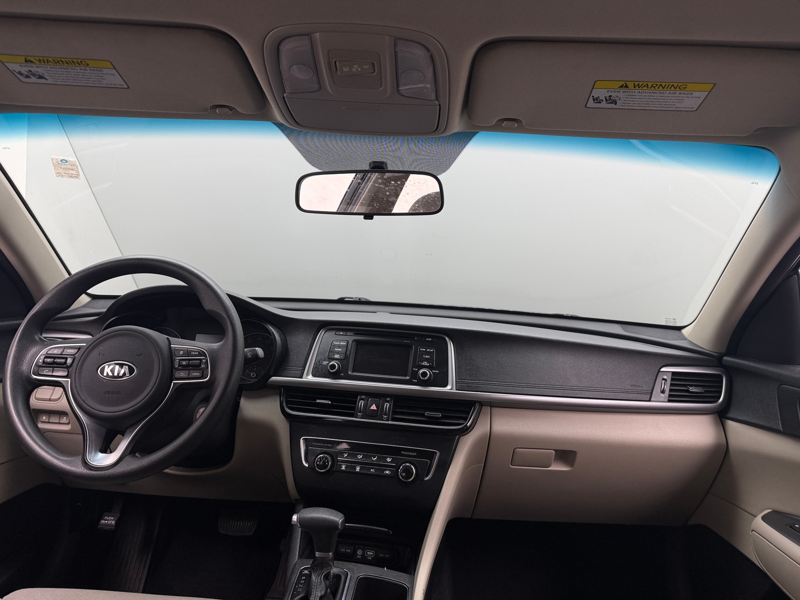 Thumbnail: 2017 Kia Optima - 3