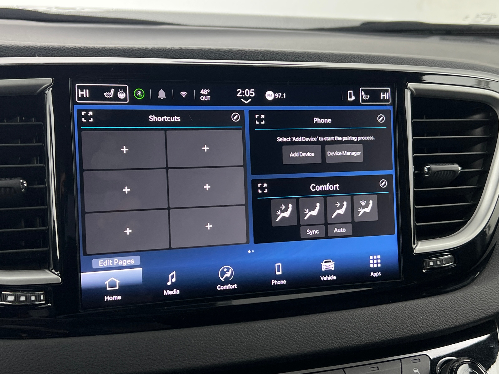 Thumbnail: 2025 Chrysler Pacifica - 3