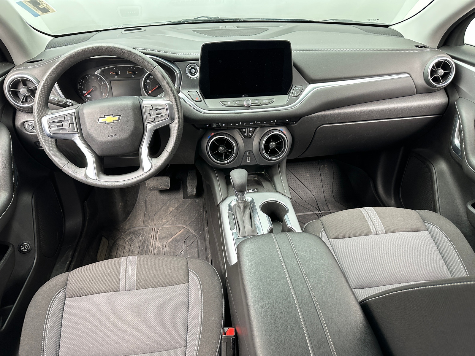 Thumbnail: 2024 Chevrolet Blazer - 3