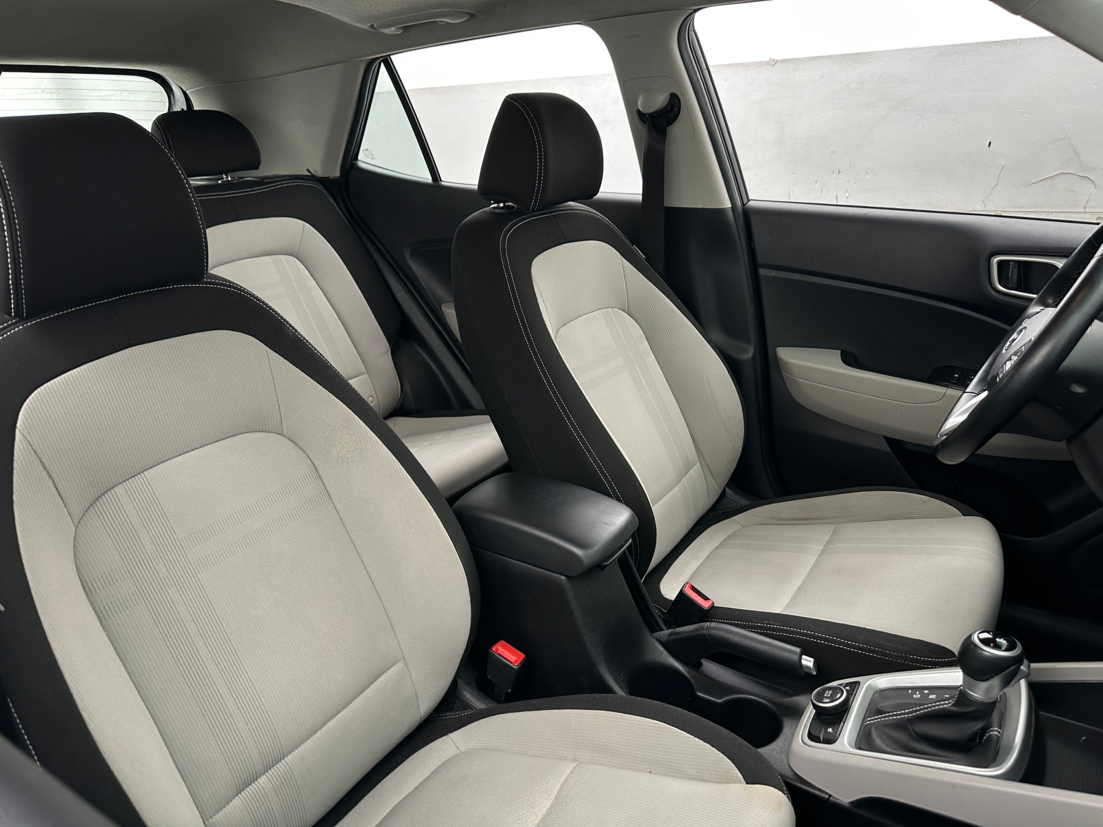 Thumbnail: 2020 Hyundai Venue - 2