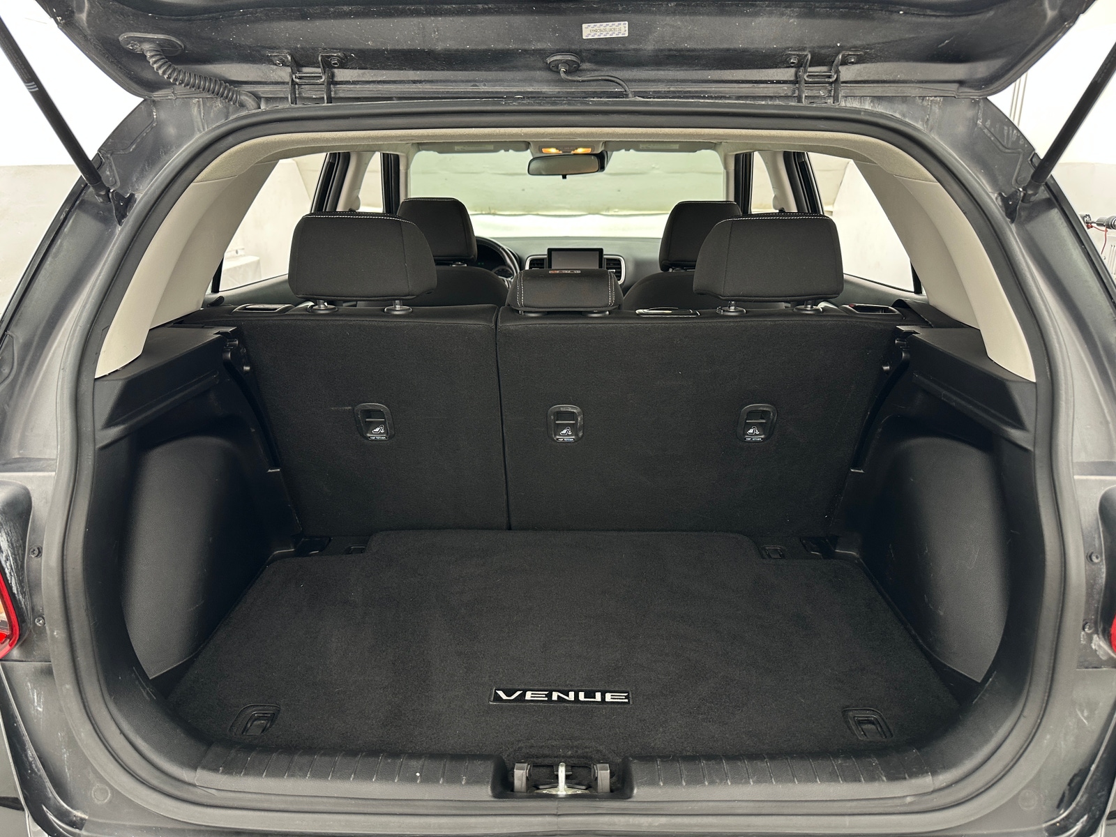 Thumbnail: 2020 Hyundai Venue - 7