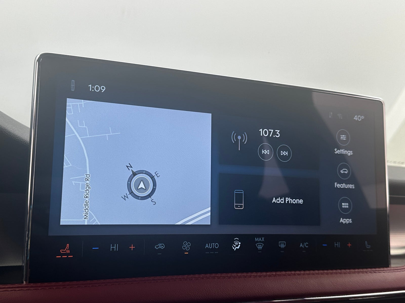 Thumbnail: 2025 Lincoln Corsair - 3