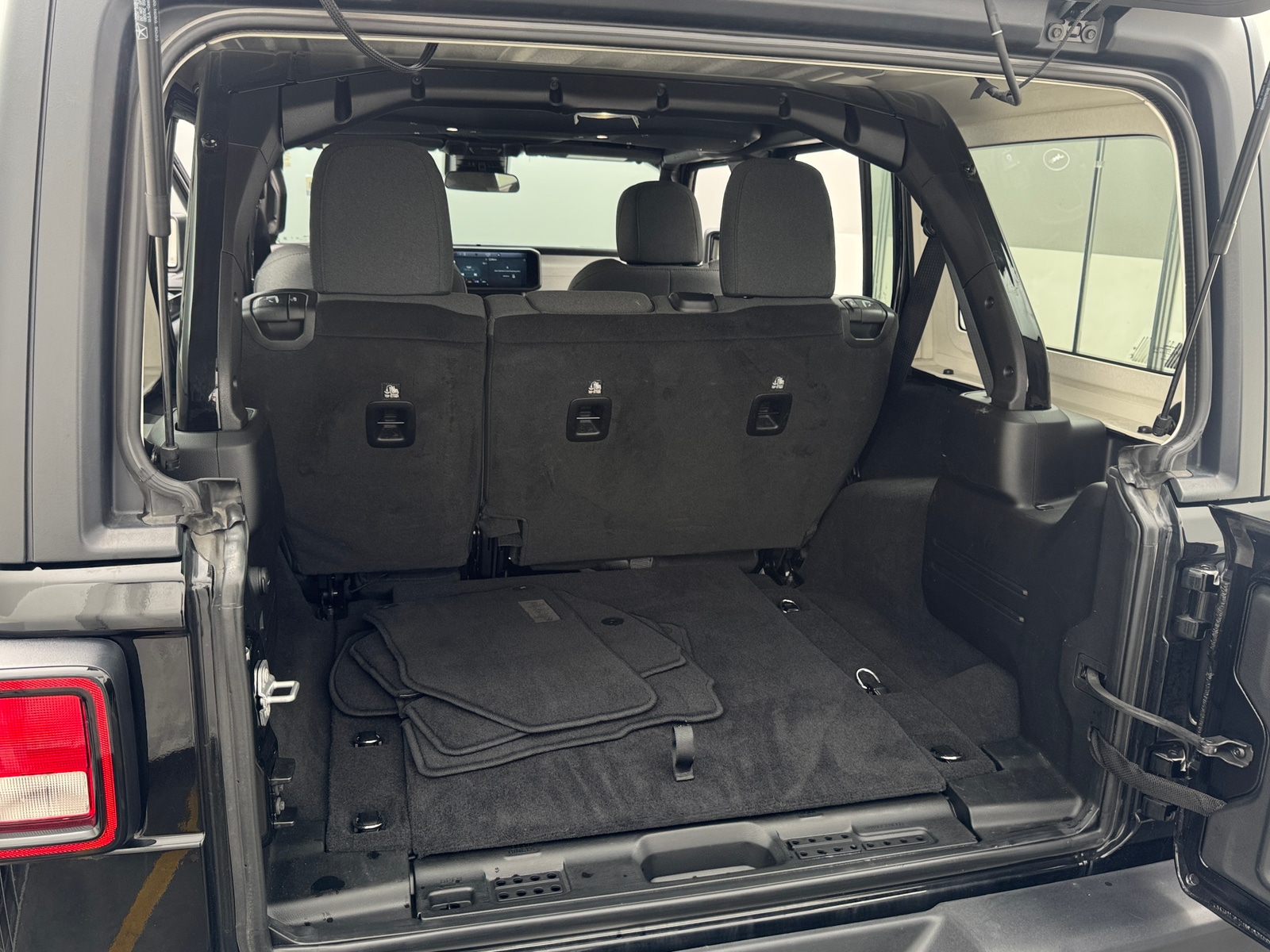 Thumbnail: 2025 Jeep Wrangler - 7