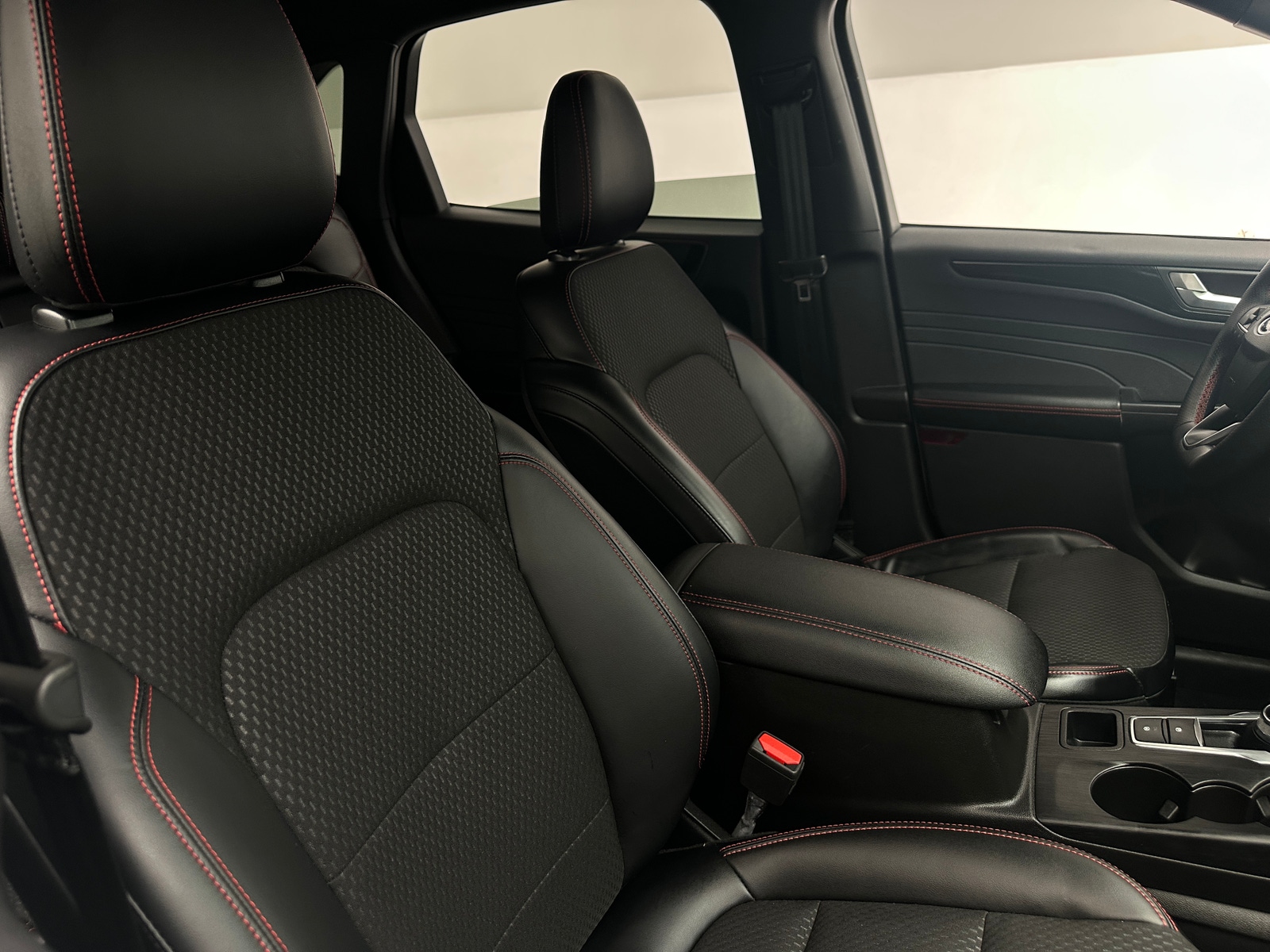 Thumbnail: 2023 Ford Escape - 2