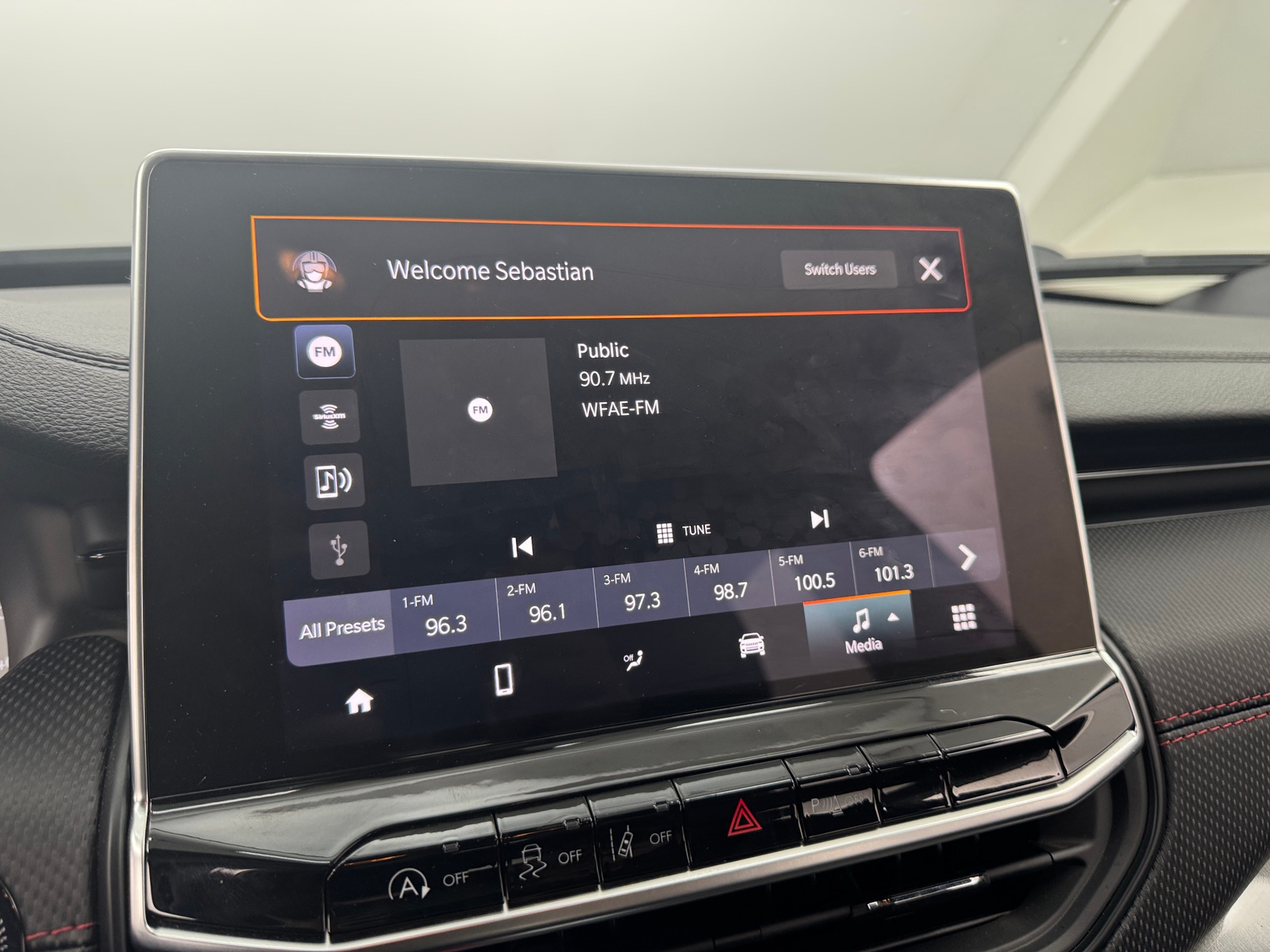 Thumbnail: 2024 Jeep Compass - 4