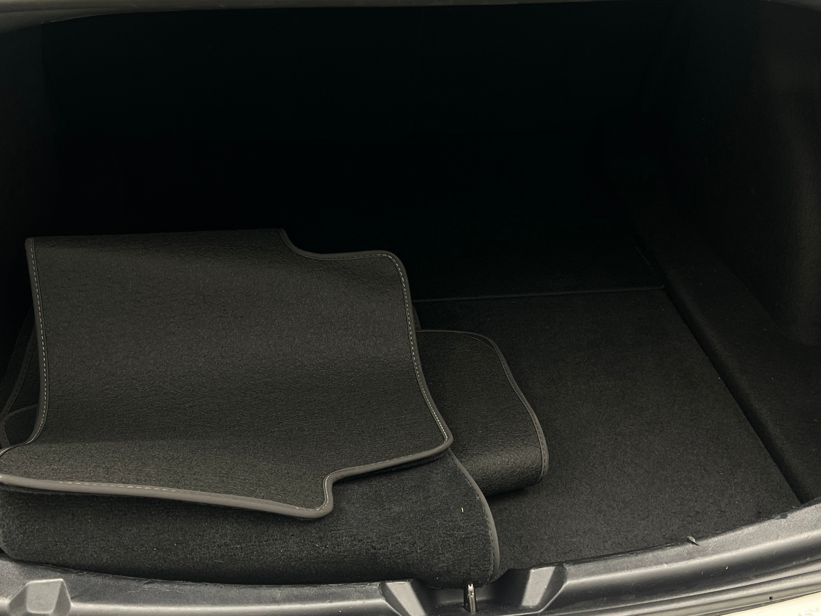 Thumbnail: 2022 Tesla Model 3 - 6