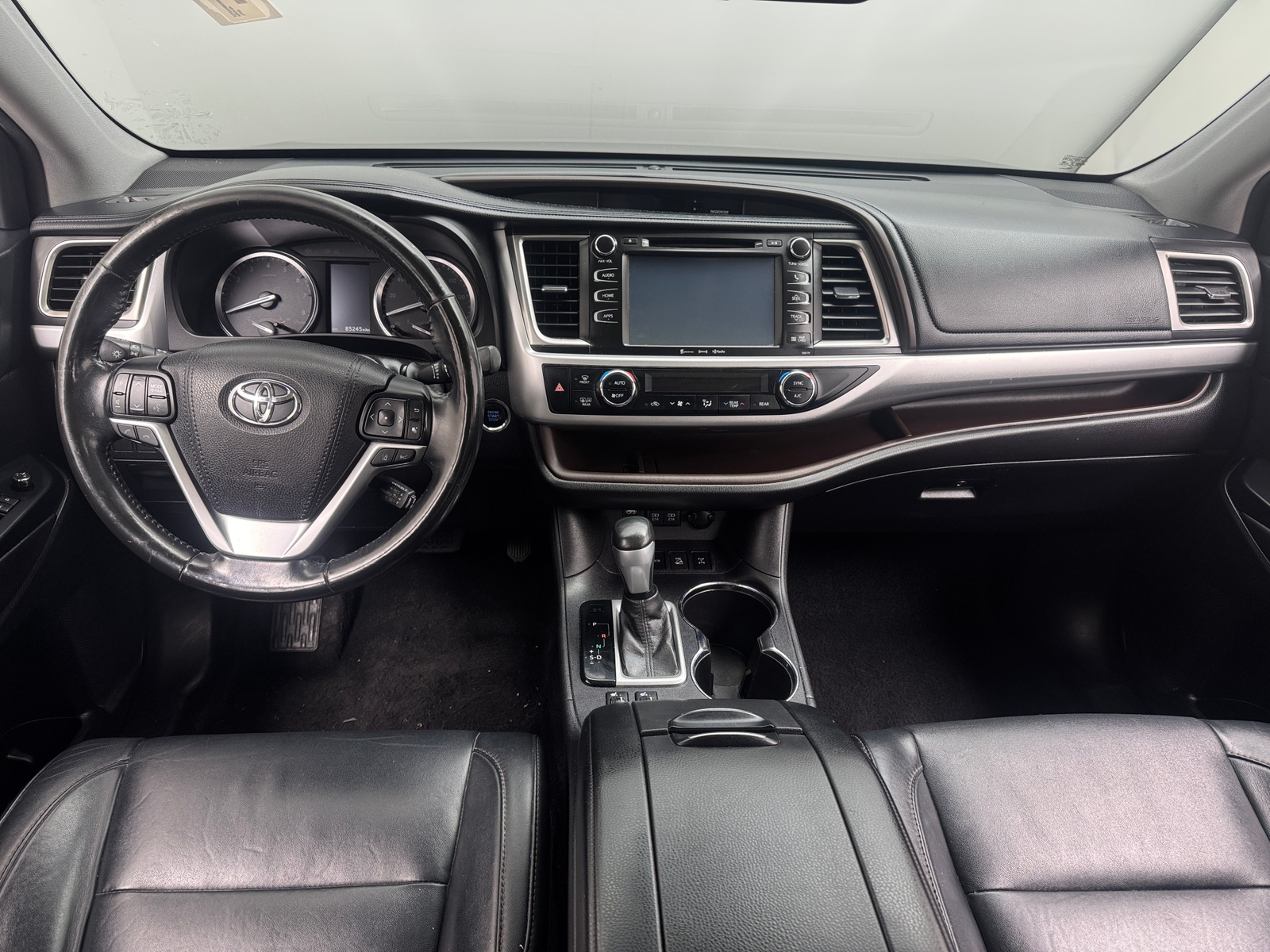 Thumbnail: 2017 Toyota Highlander - 2