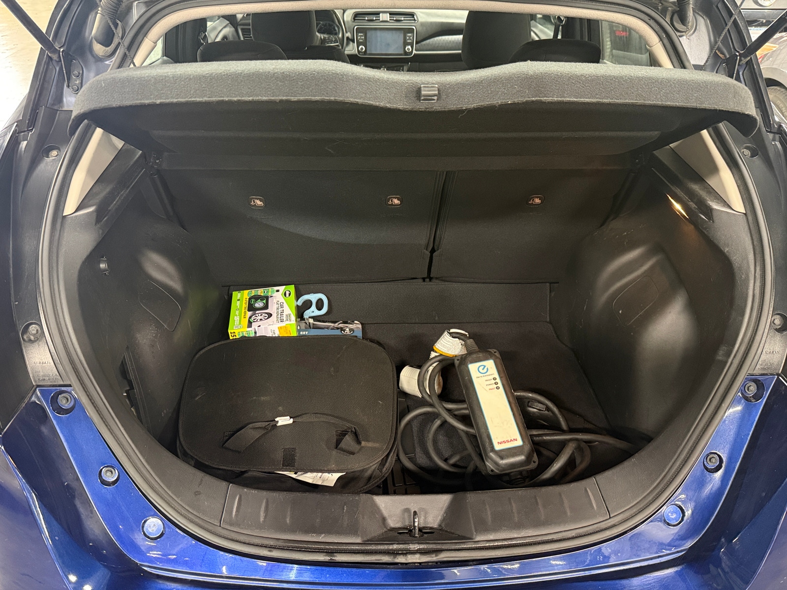 Thumbnail: 2020 Nissan Leaf - 7