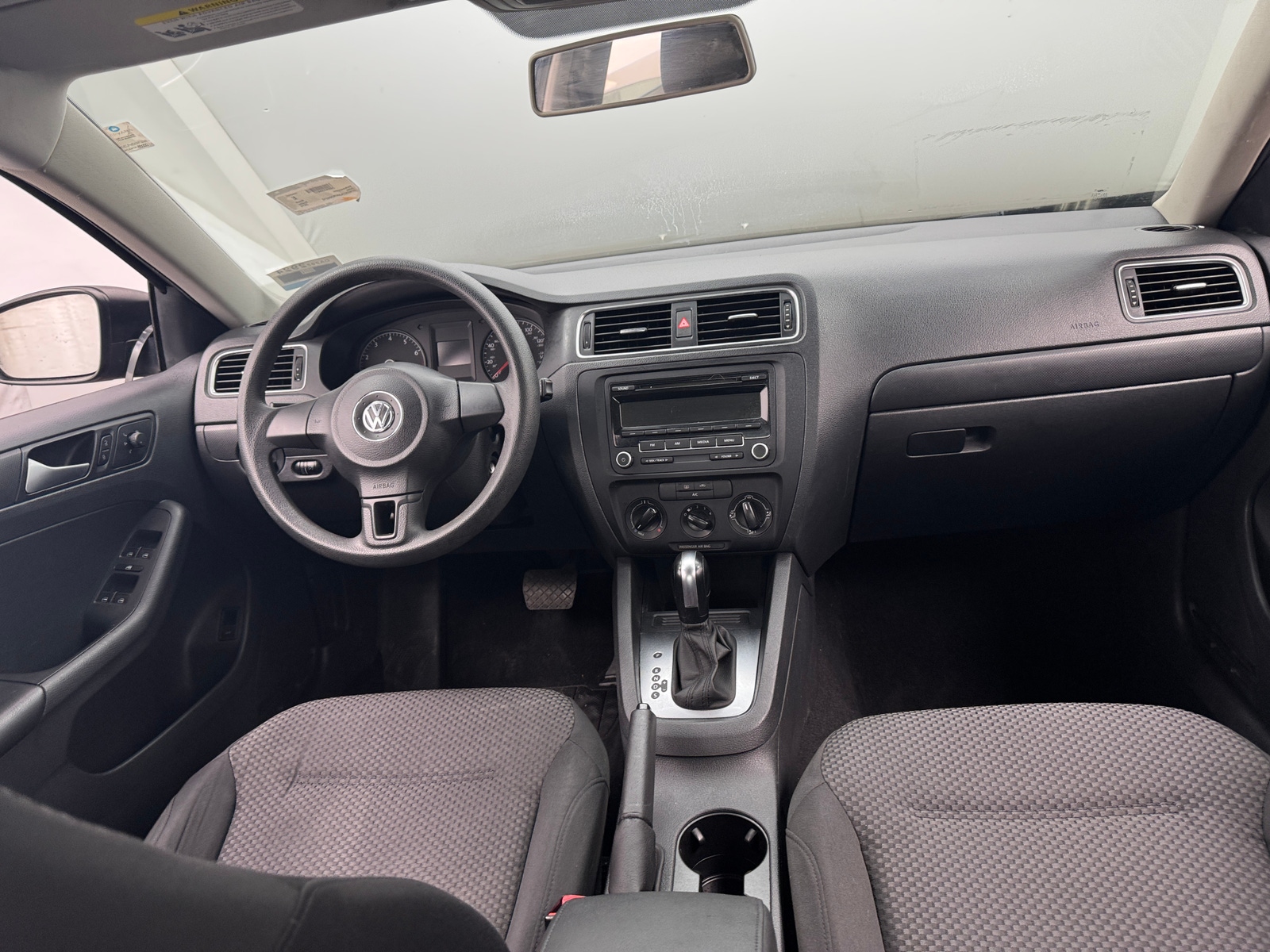 Thumbnail: 2014 Volkswagen Jetta - 3