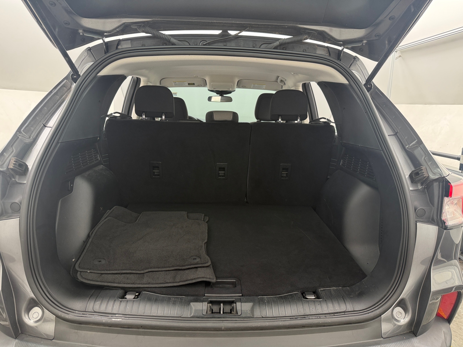 Thumbnail: 2021 Ford Escape - 7