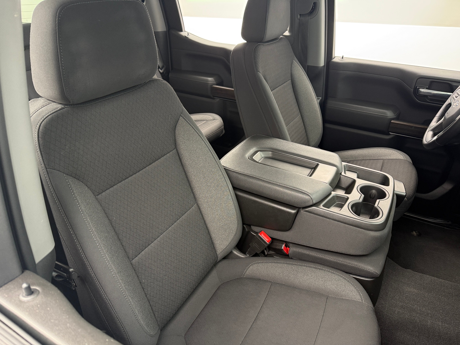 Thumbnail: 2022 Chevrolet Silverado 1500 - 2