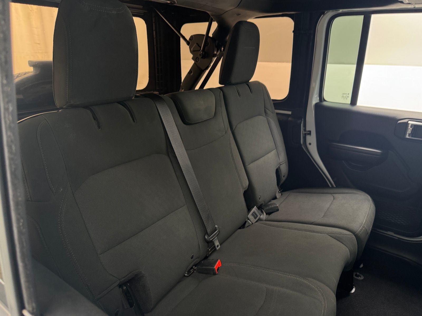 Thumbnail: 2018 Jeep Wrangler - 6