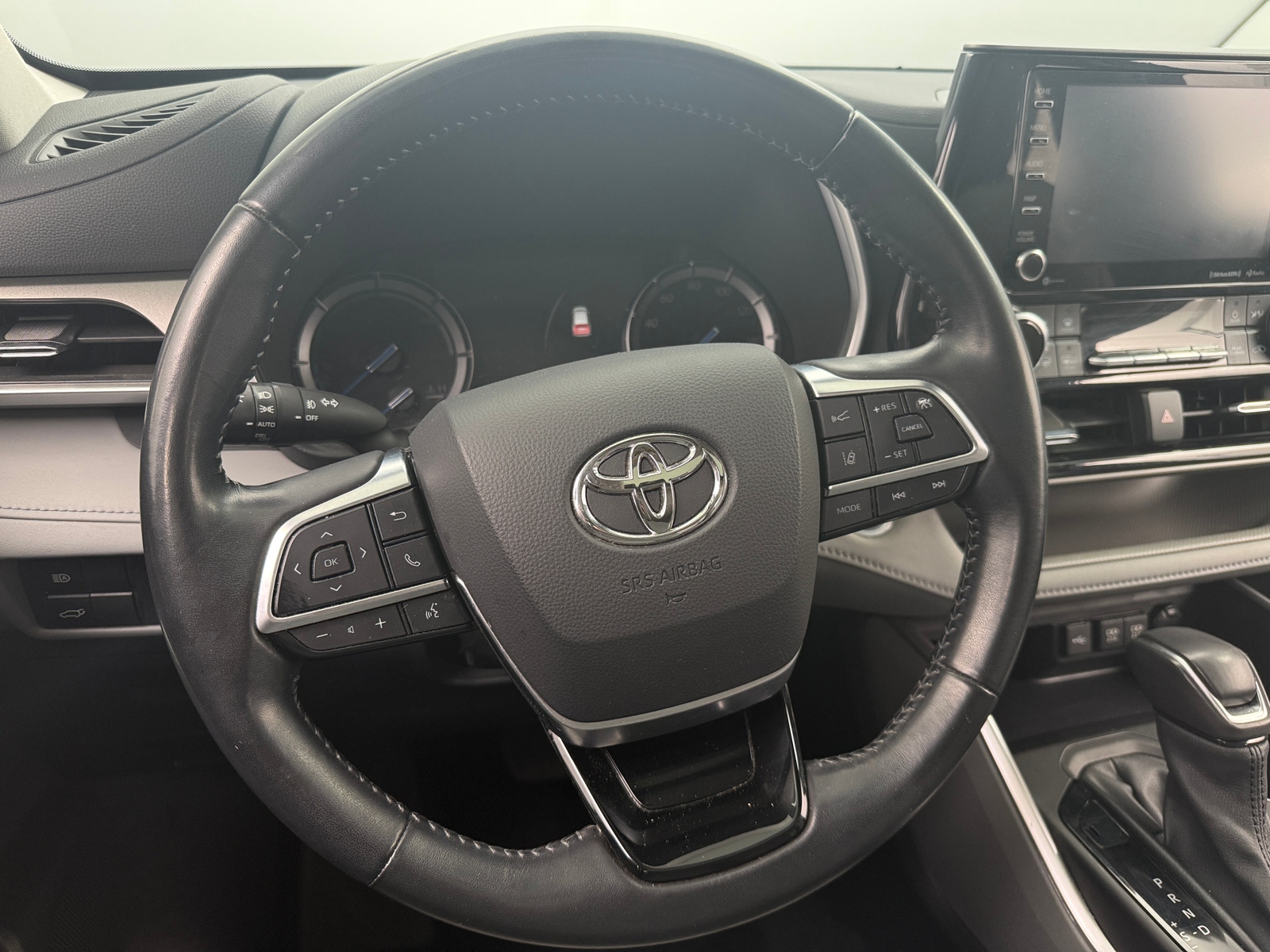 Thumbnail: 2021 Toyota Highlander - 4