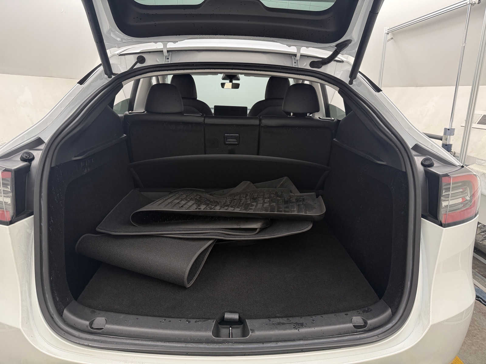 Thumbnail: 2023 Tesla Model Y - 6