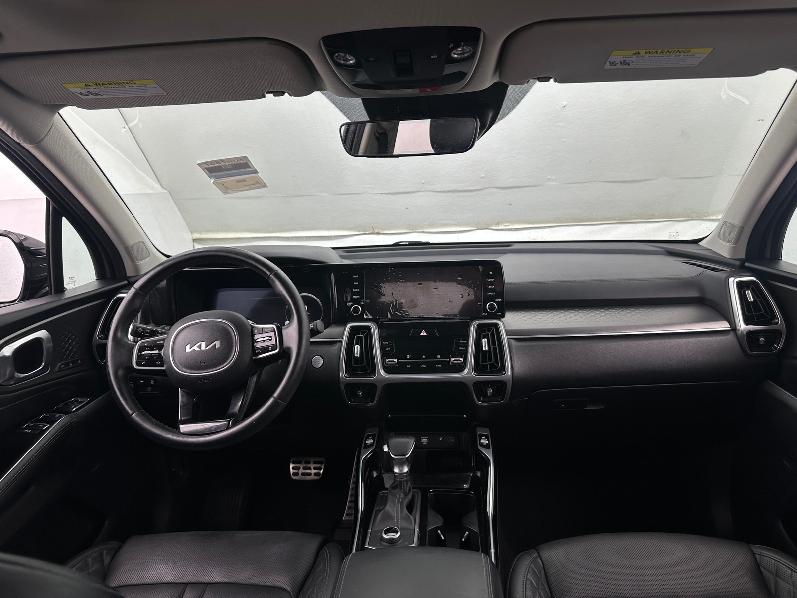 Thumbnail: 2023 Kia Sorento - 2