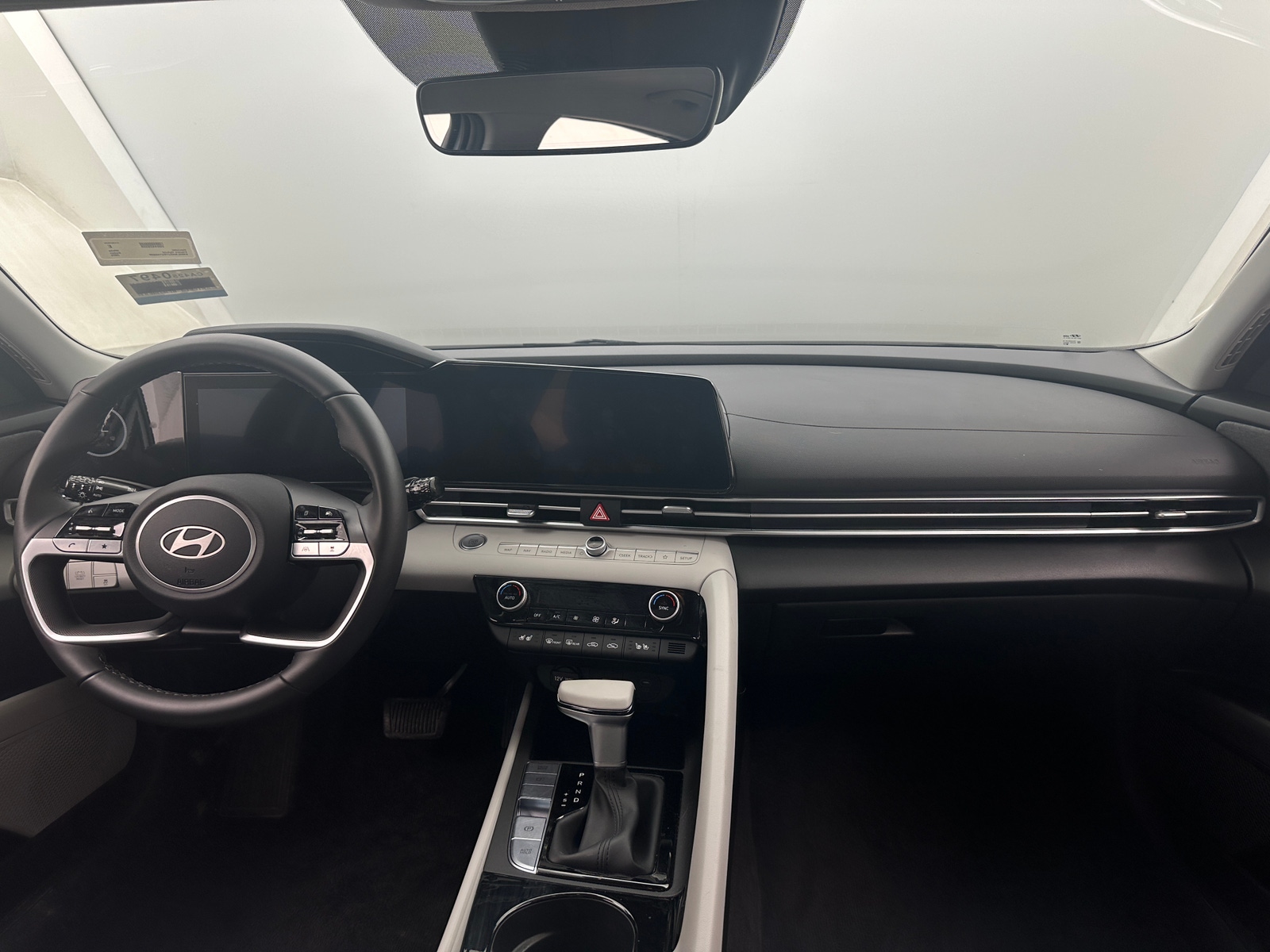 Thumbnail: 2025 Hyundai Elantra - 2