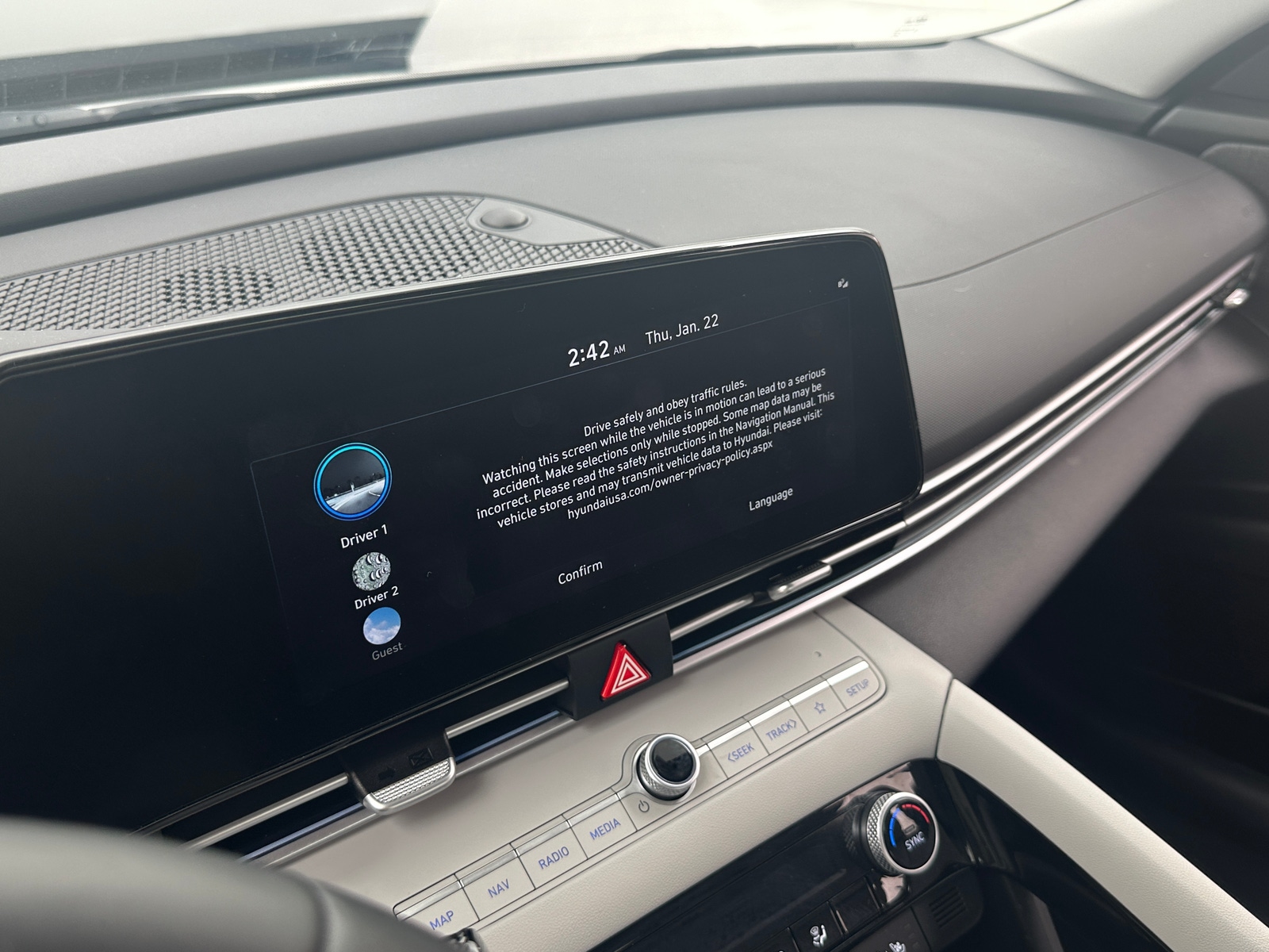 Thumbnail: 2025 Hyundai Elantra - 3