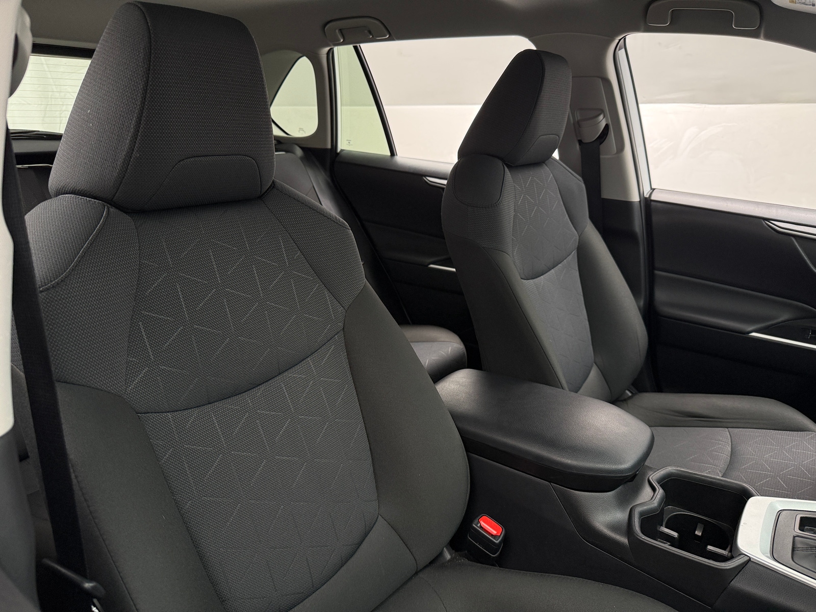 Thumbnail: 2025 Toyota RAV4 - 2