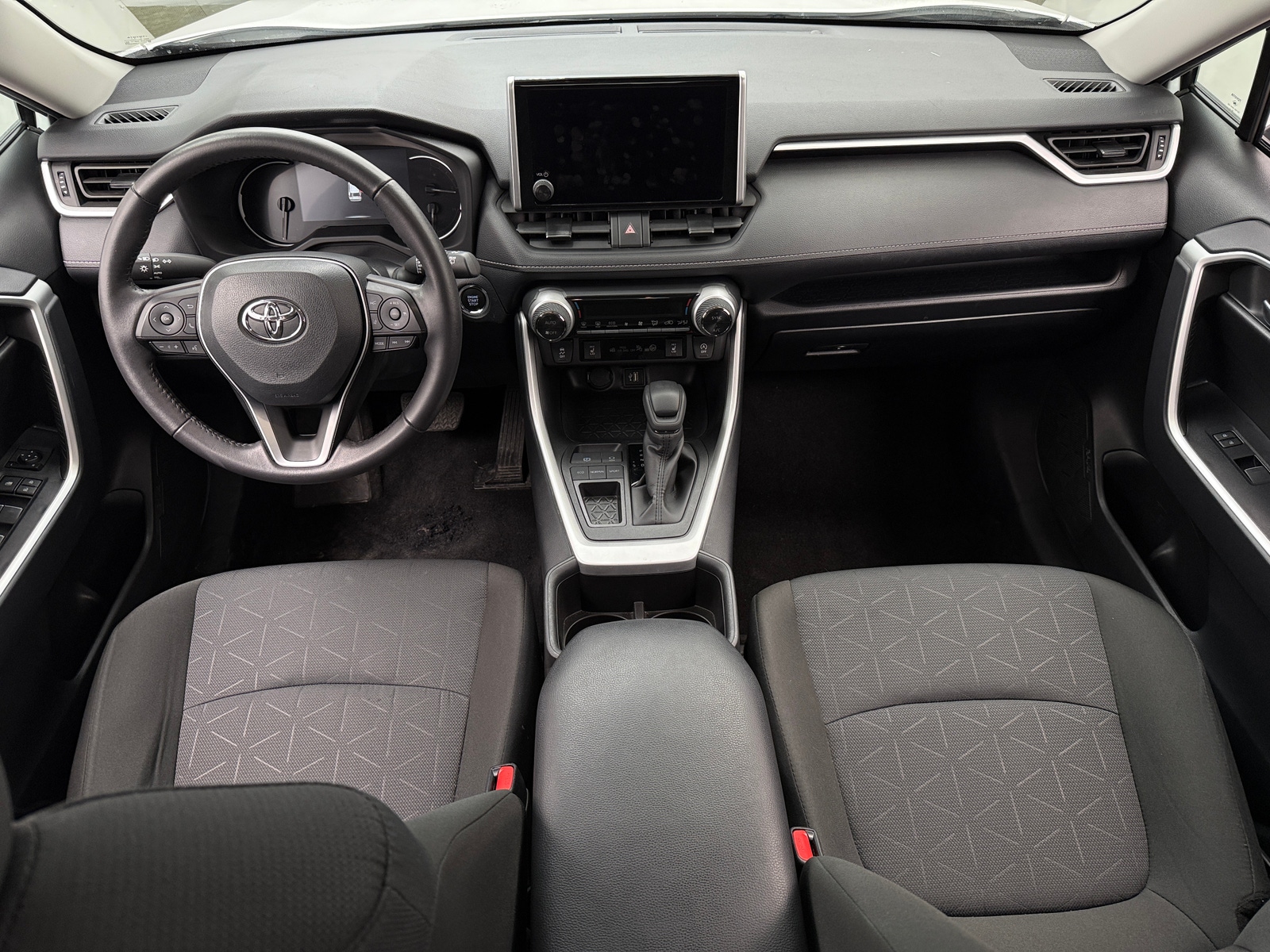 Thumbnail: 2025 Toyota RAV4 - 3