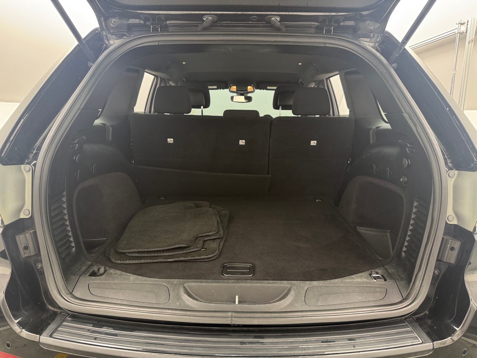 Thumbnail: 2017 Jeep Grand Cherokee - 7