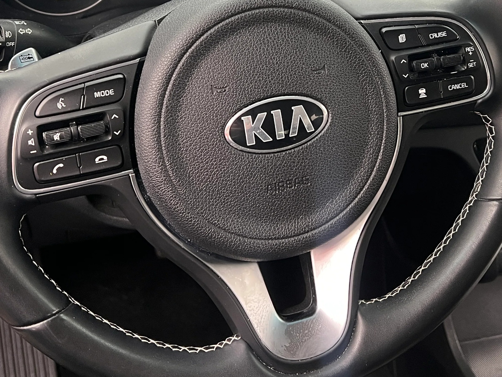 Thumbnail: 2020 Kia Niro - 5