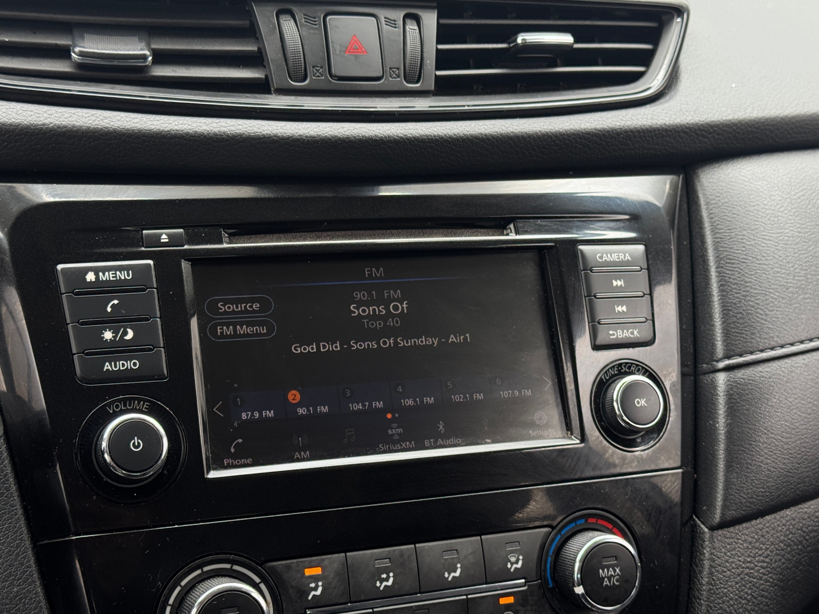 Thumbnail: 2019 Nissan Rogue - 4