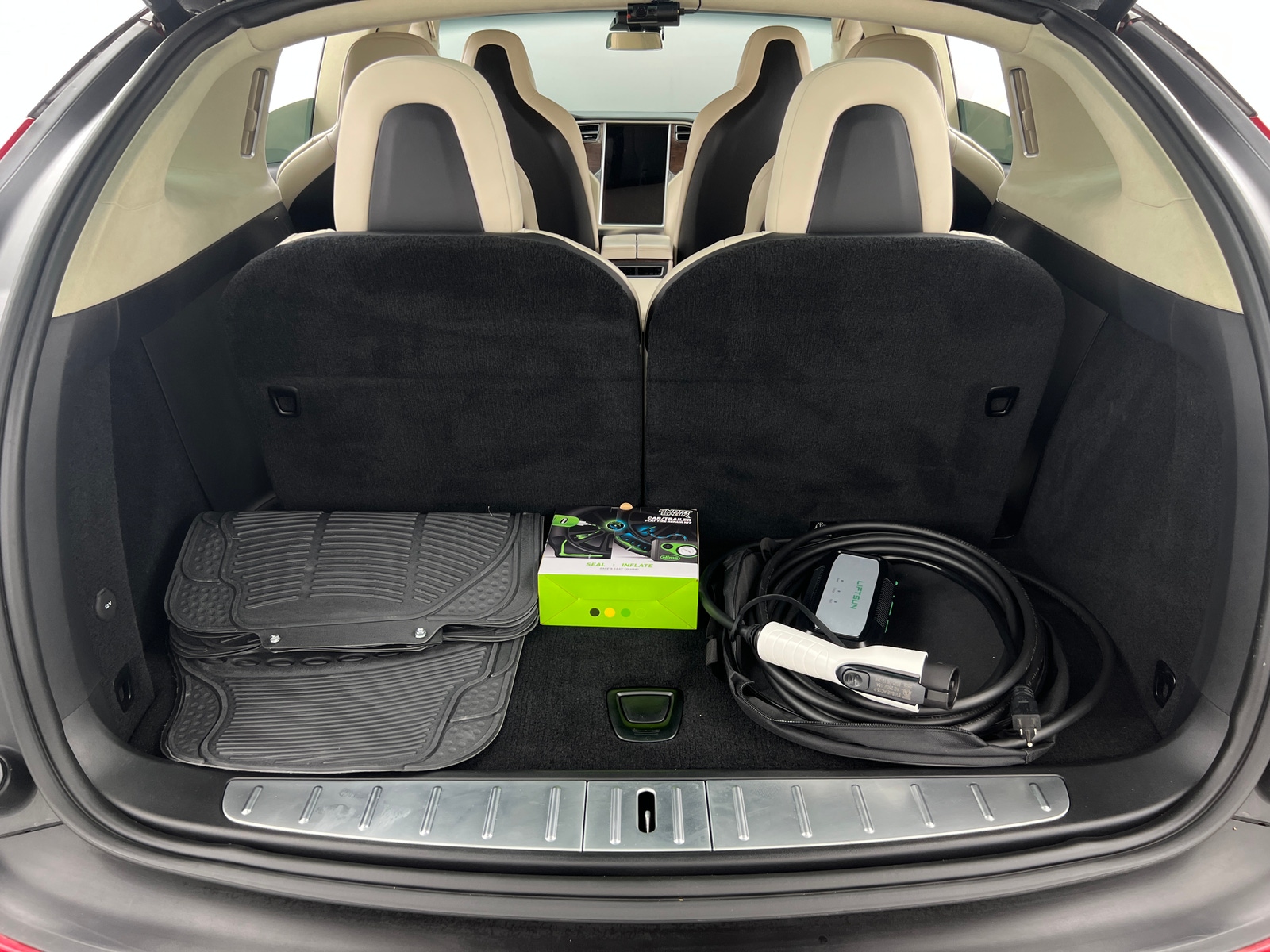 Thumbnail: 2018 Tesla Model X - 6